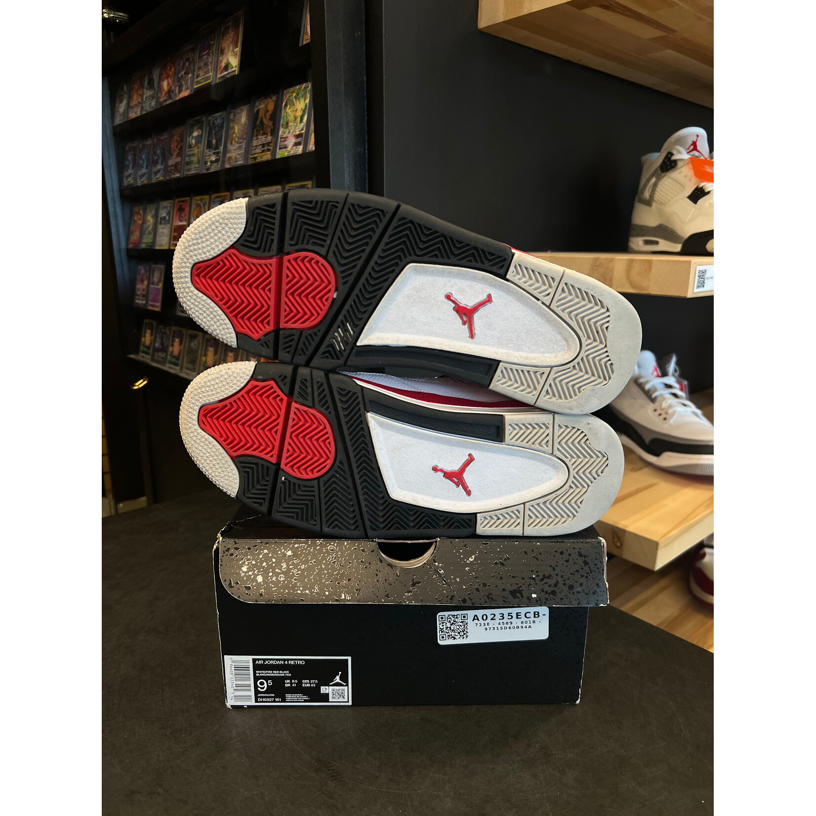 Jordan Jordan 4 Retro Red Cement Size 9.5, PREOWNED