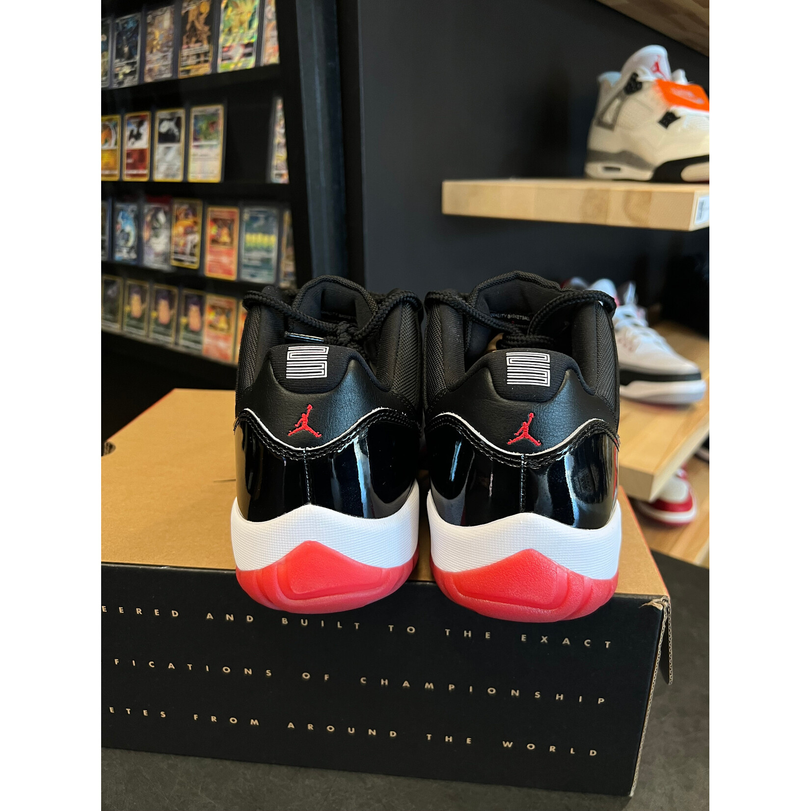 Jordan Jordan 11 Retro Low Bred (2025) Size 13, PREOWNED