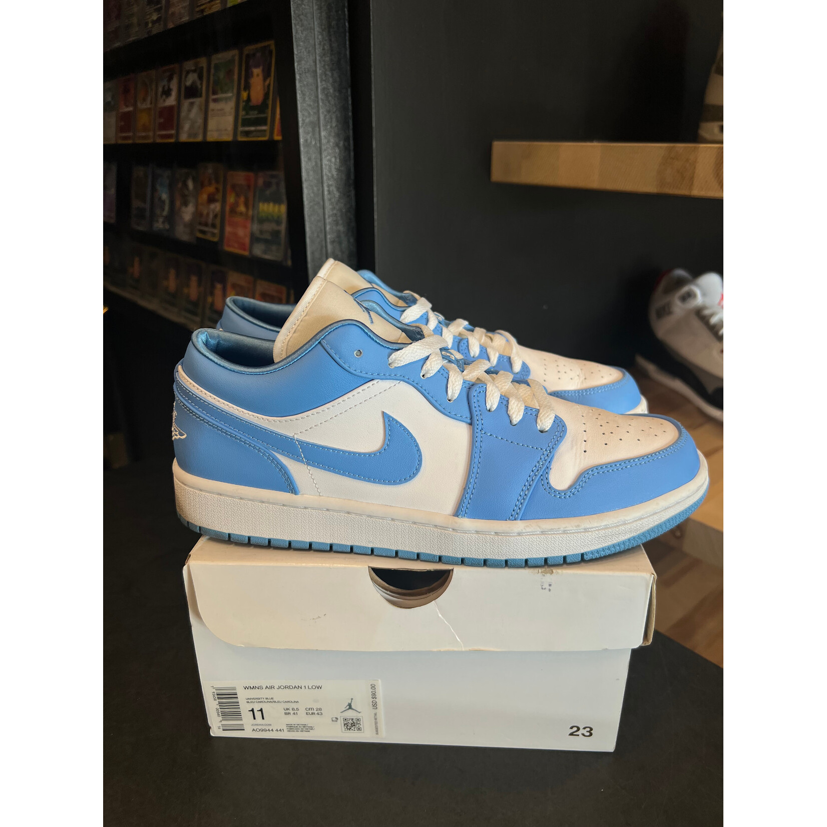 Jordan Jordan 1 Low UNC (Women's) Size 11w, PREOWNED