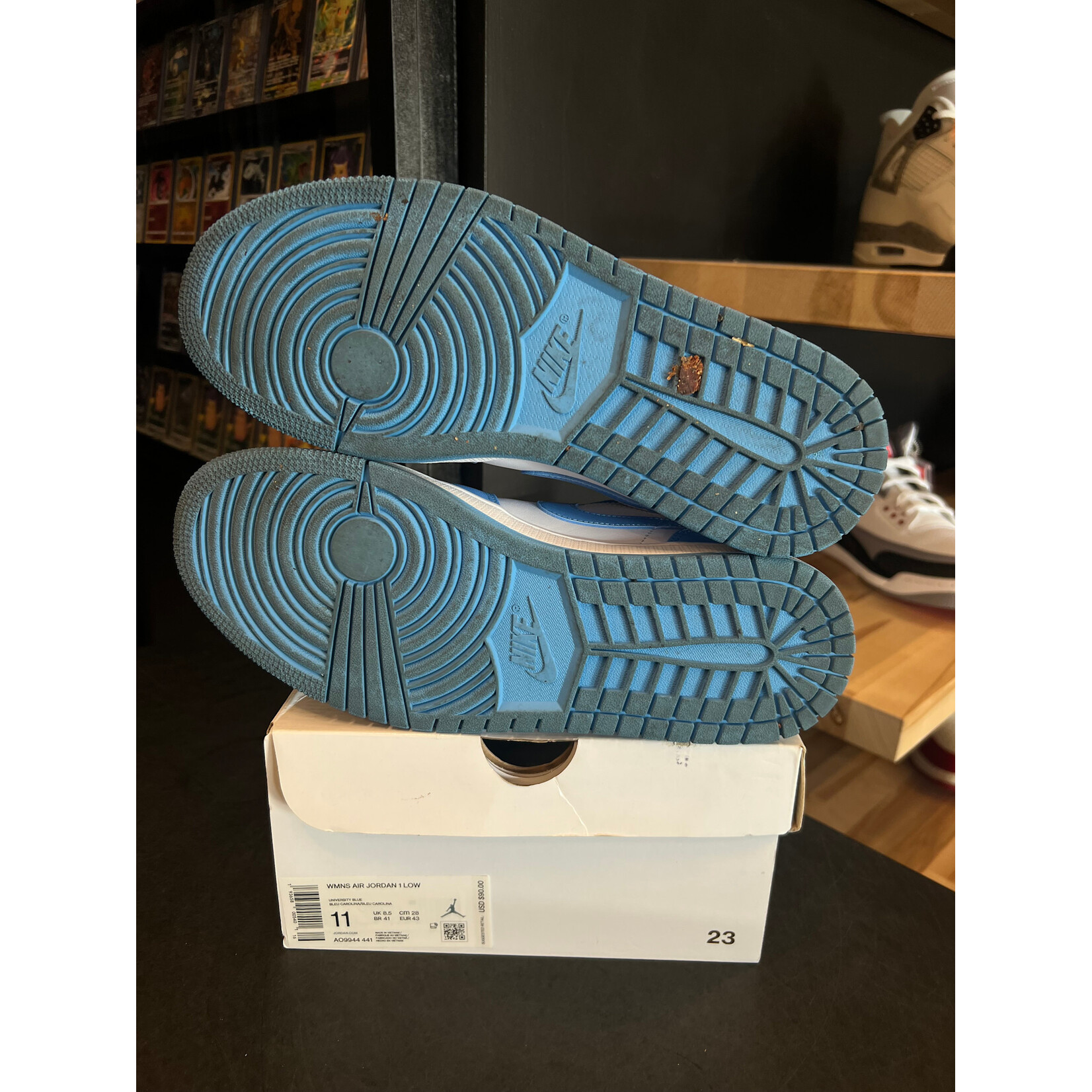 Jordan Jordan 1 Low UNC (Women's) Size 11w, PREOWNED