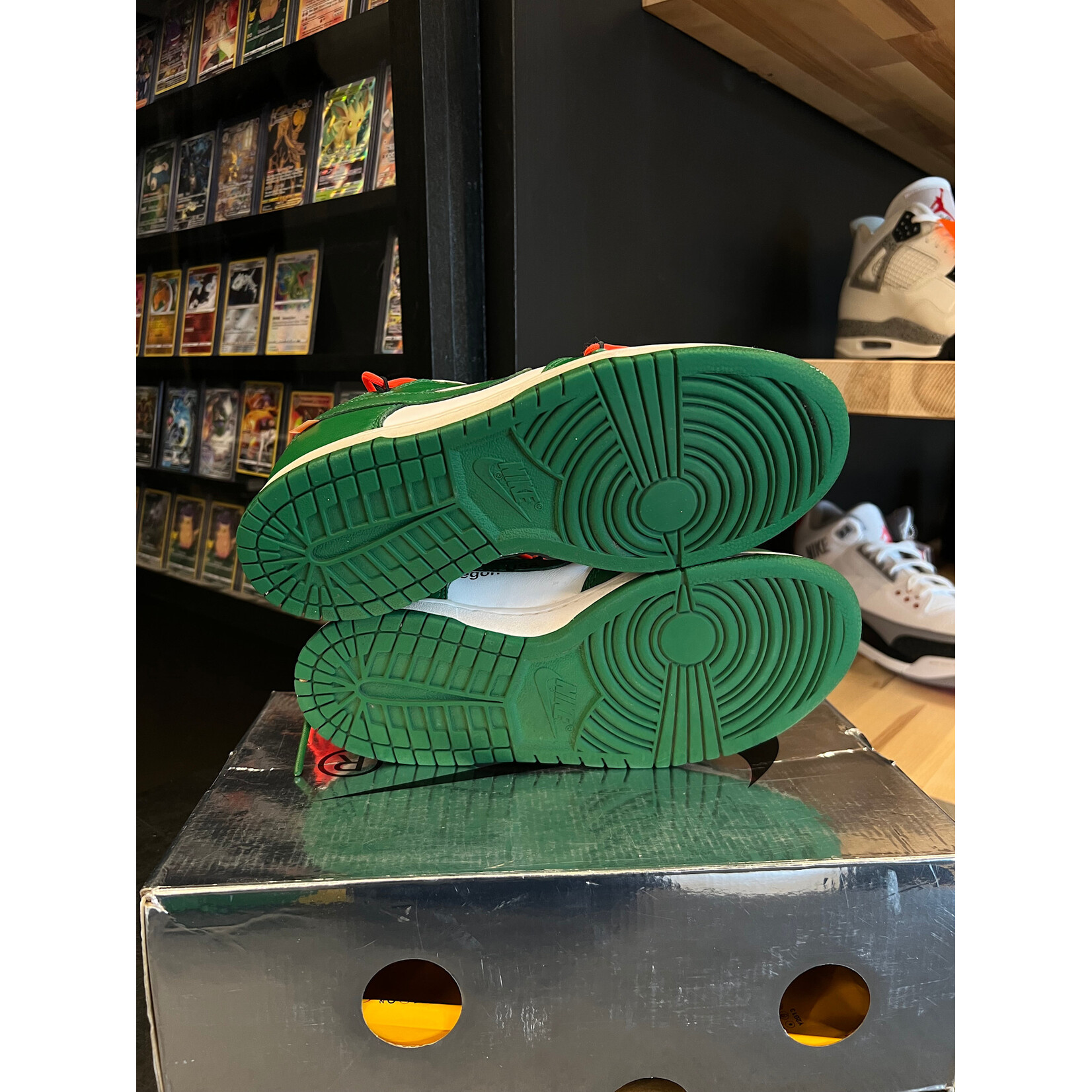 Nike Nike Dunk Low Off-White Pine Green Size 7.5, PREOWNED