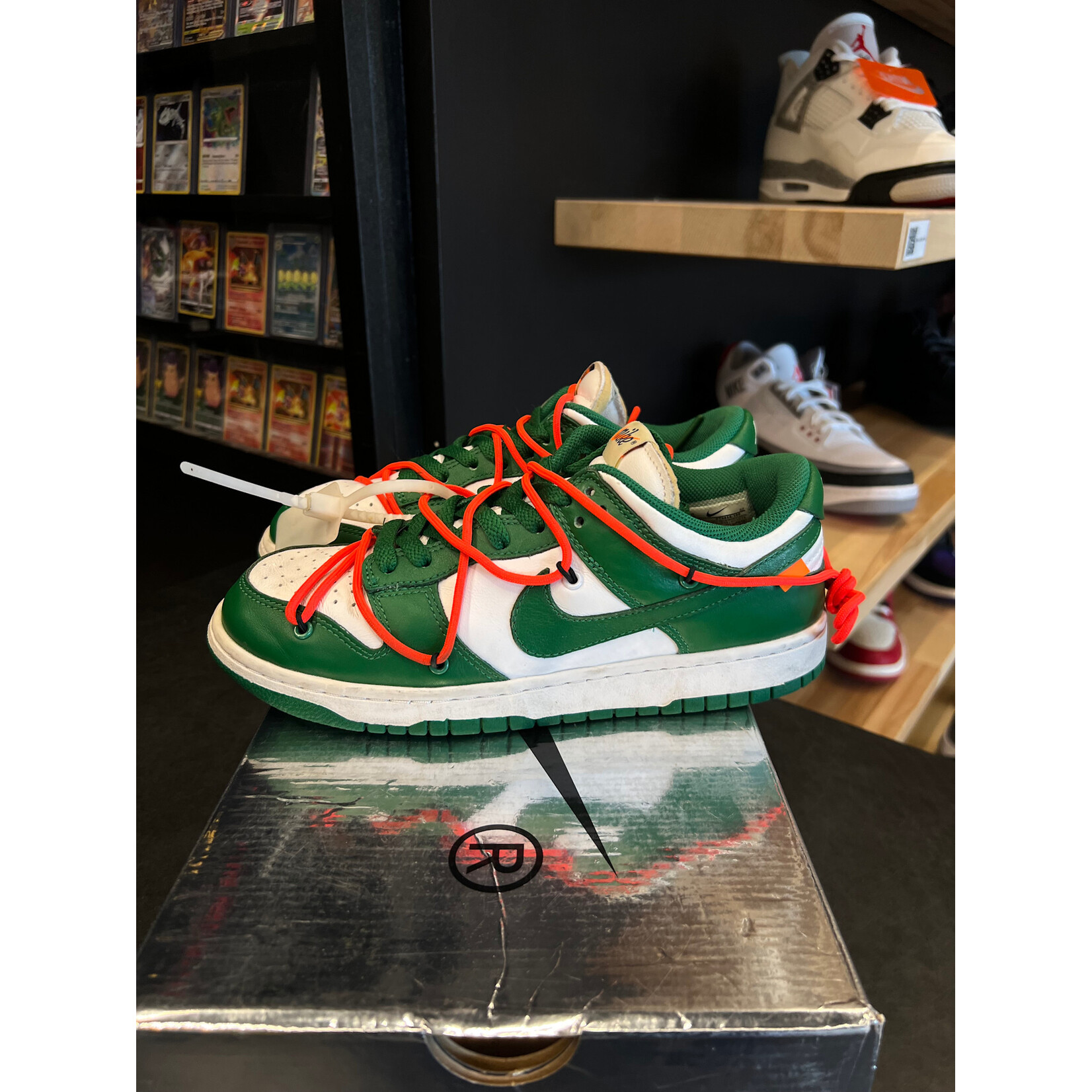 Nike Nike Dunk Low Off-White Pine Green Size 7.5, PREOWNED