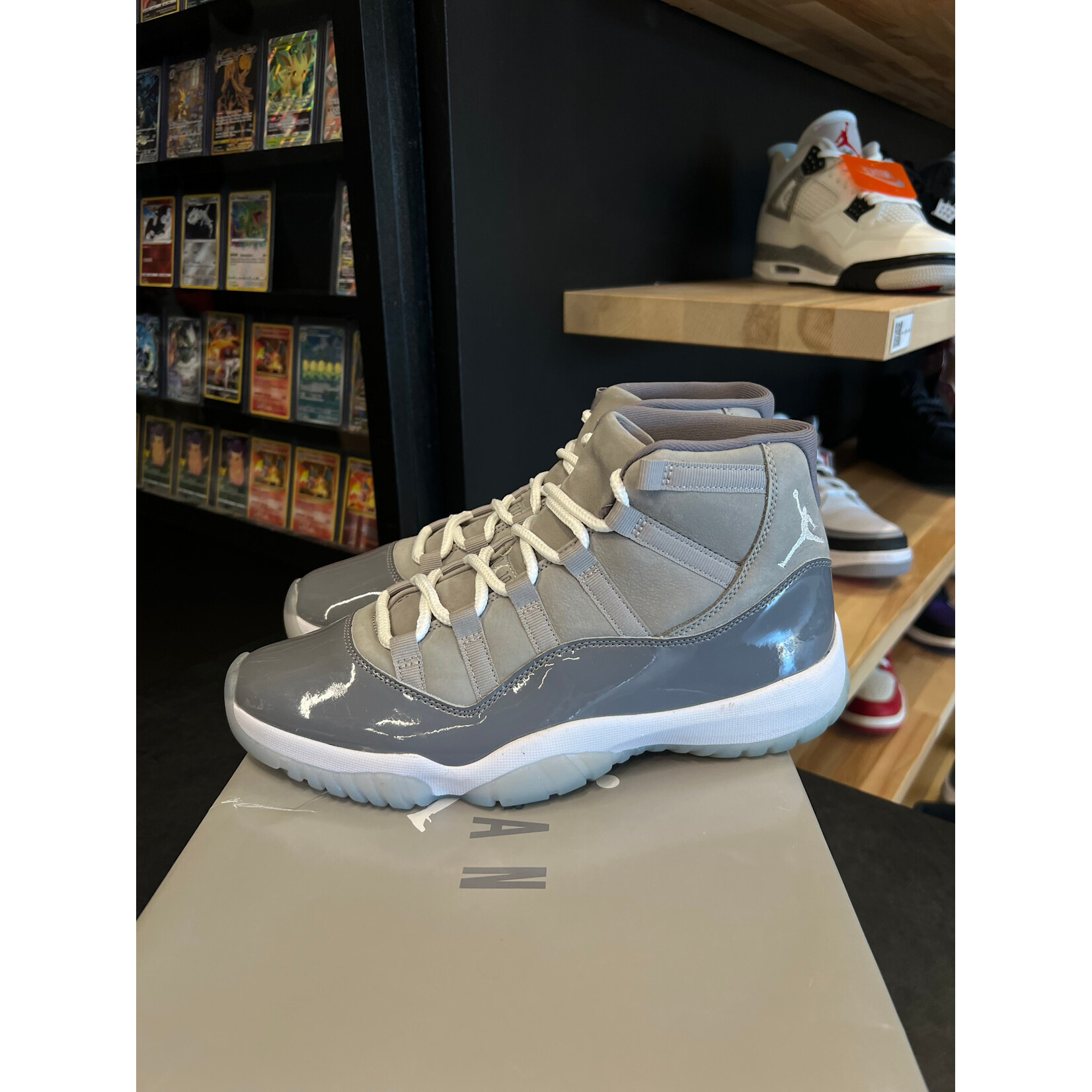 Jordan Jordan 11 Retro Cool Grey (2021) Size 10, PREOWNED