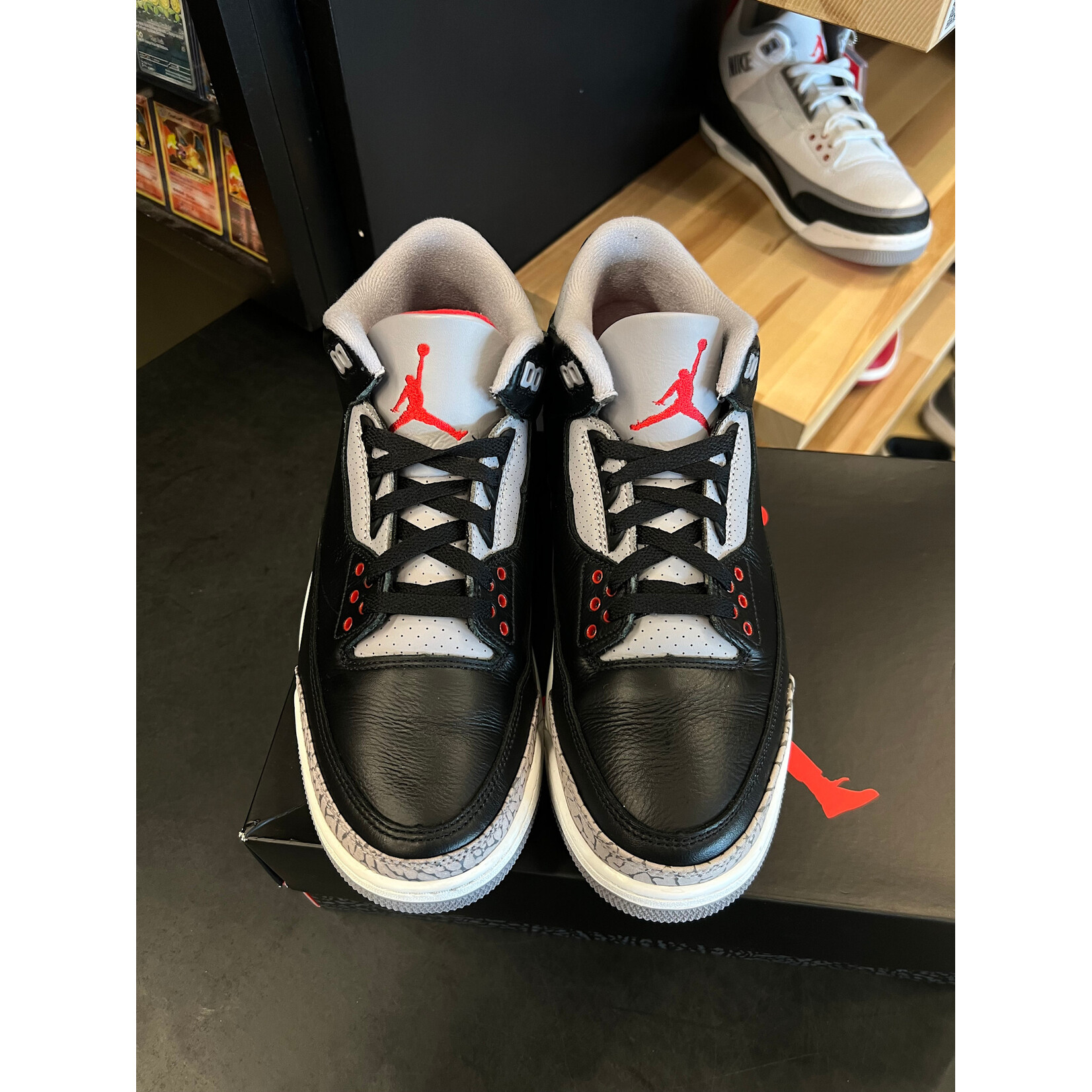 Jordan Jordan 3 Retro OG Black Cement (2024) Size 10, PREOWNED