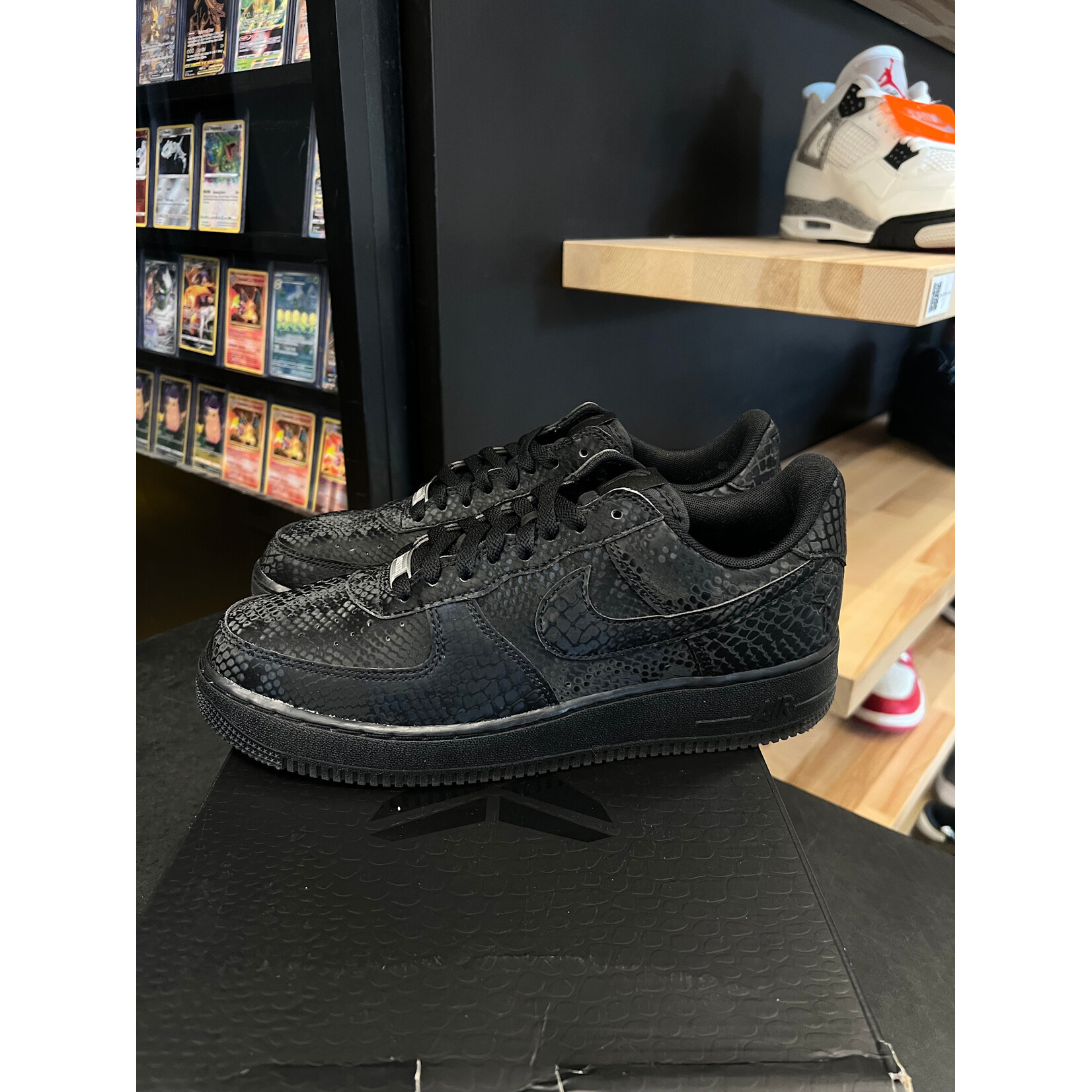 Nike Nike Air Force 1 Low Kobe Bryant Forever Black Size 9.5, PREOWNED