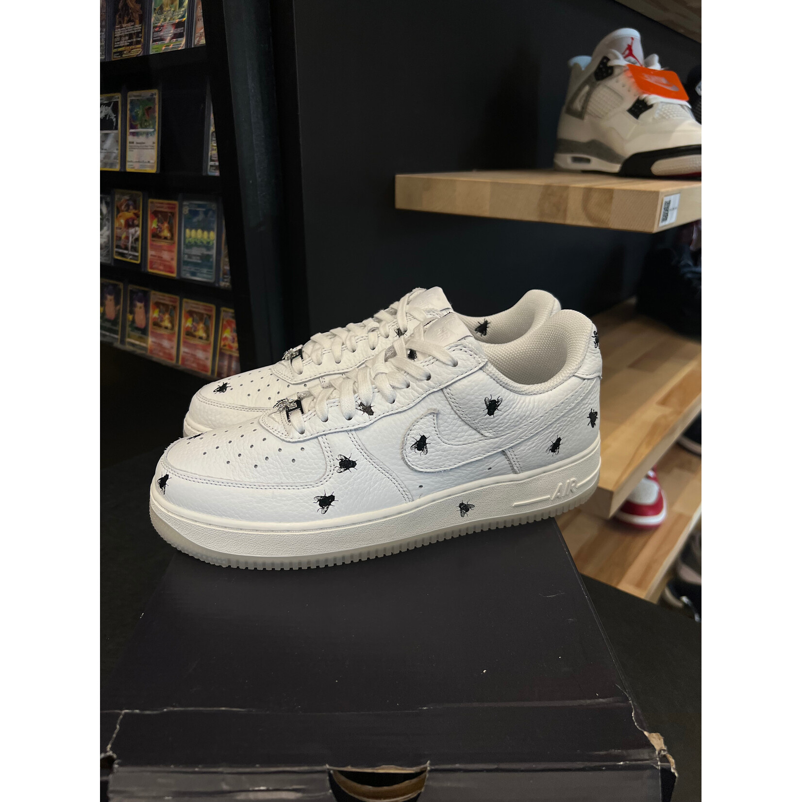 Nike Nike Air Force 1 Low Retro Houseflies Size 9.5, PREOWNED