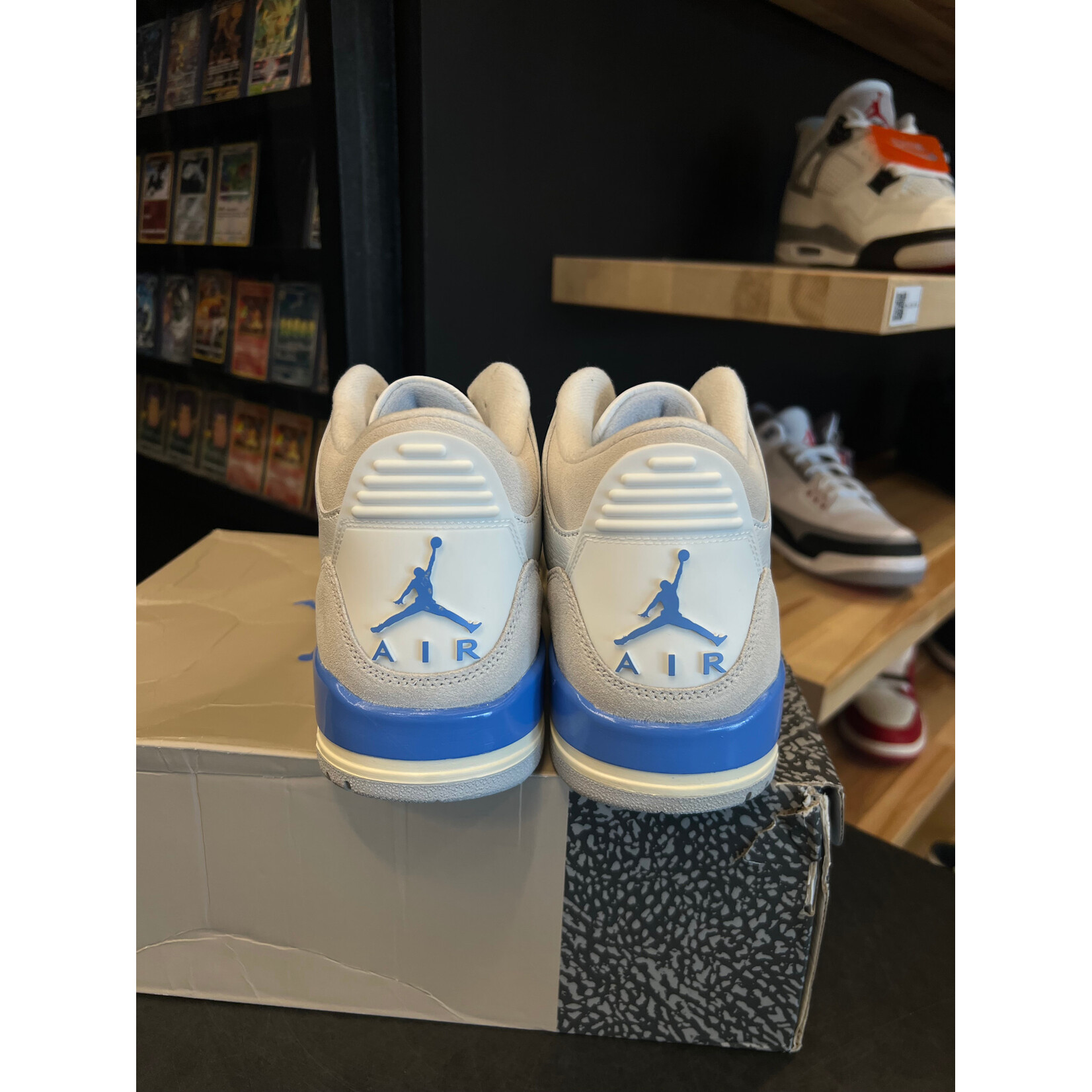 Jordan Jordan 3 Retro Lucky Shorts Size 10.5, PREOWNED
