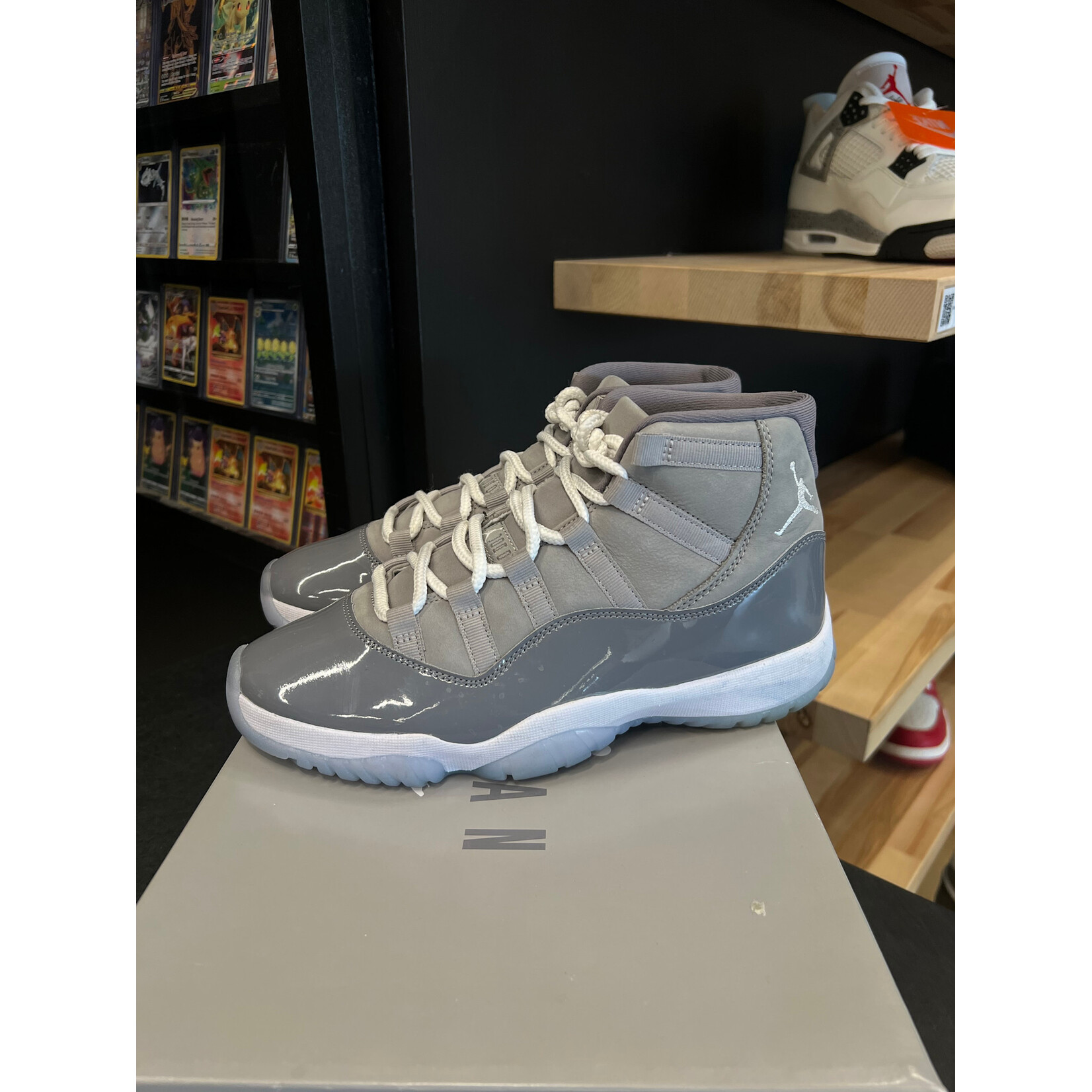 Jordan Jordan 11 Retro Cool Grey (2021) Size 8, PREOWNED