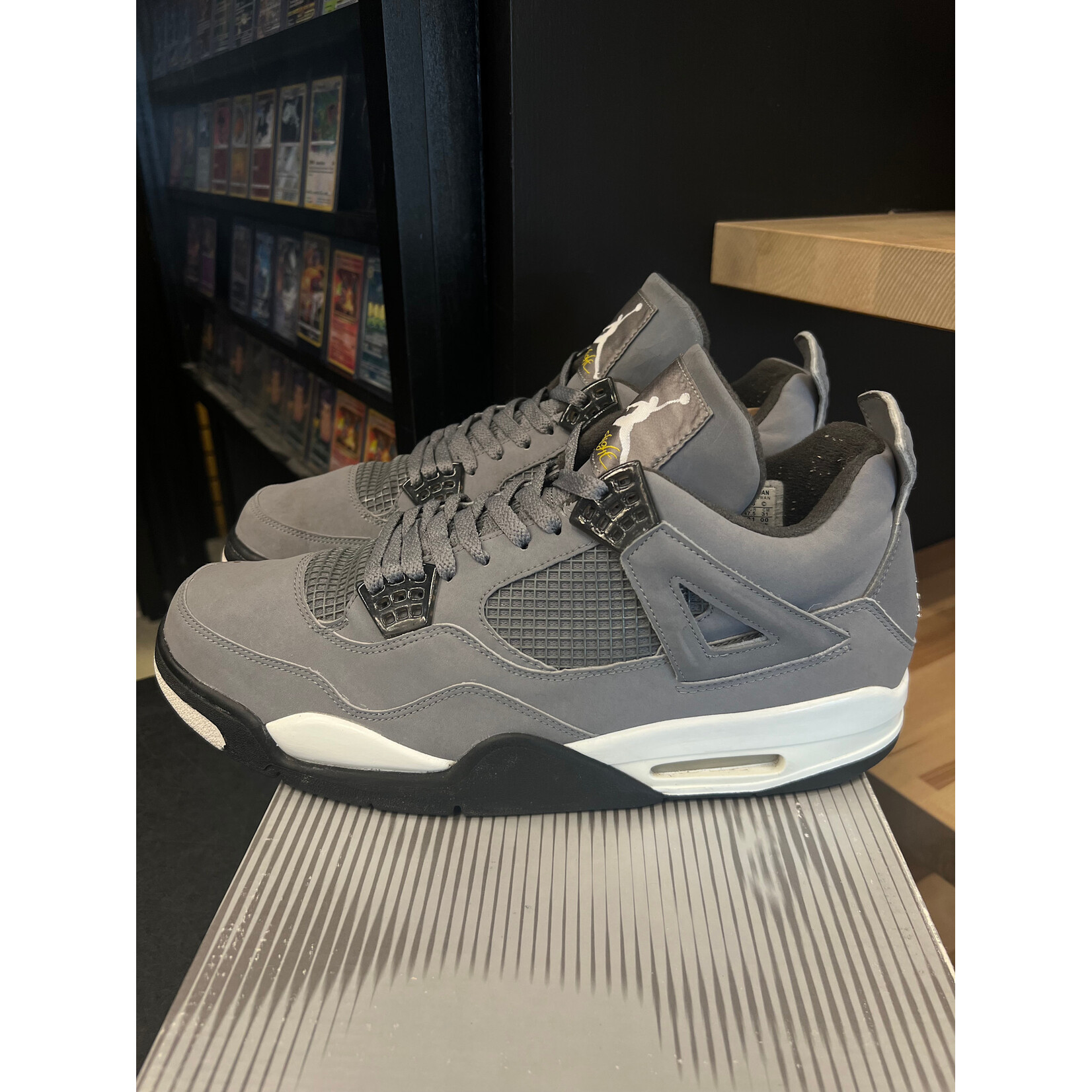 Jordan Jordan 4 Retro Cool Grey (2004) Size 13, PREOWNED