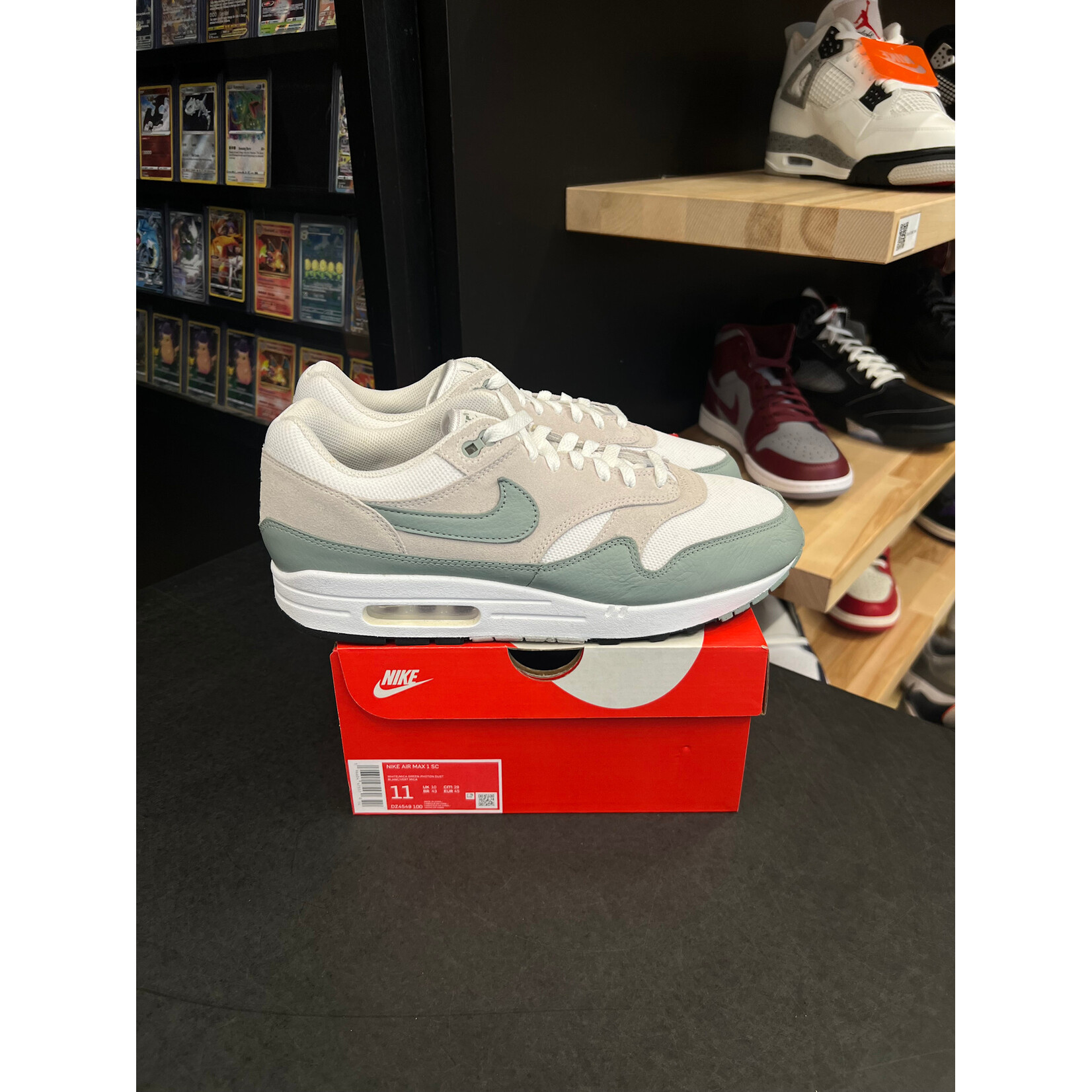 Nike Nike Air Max 1 White Mica Green Size 11, PREOWNED