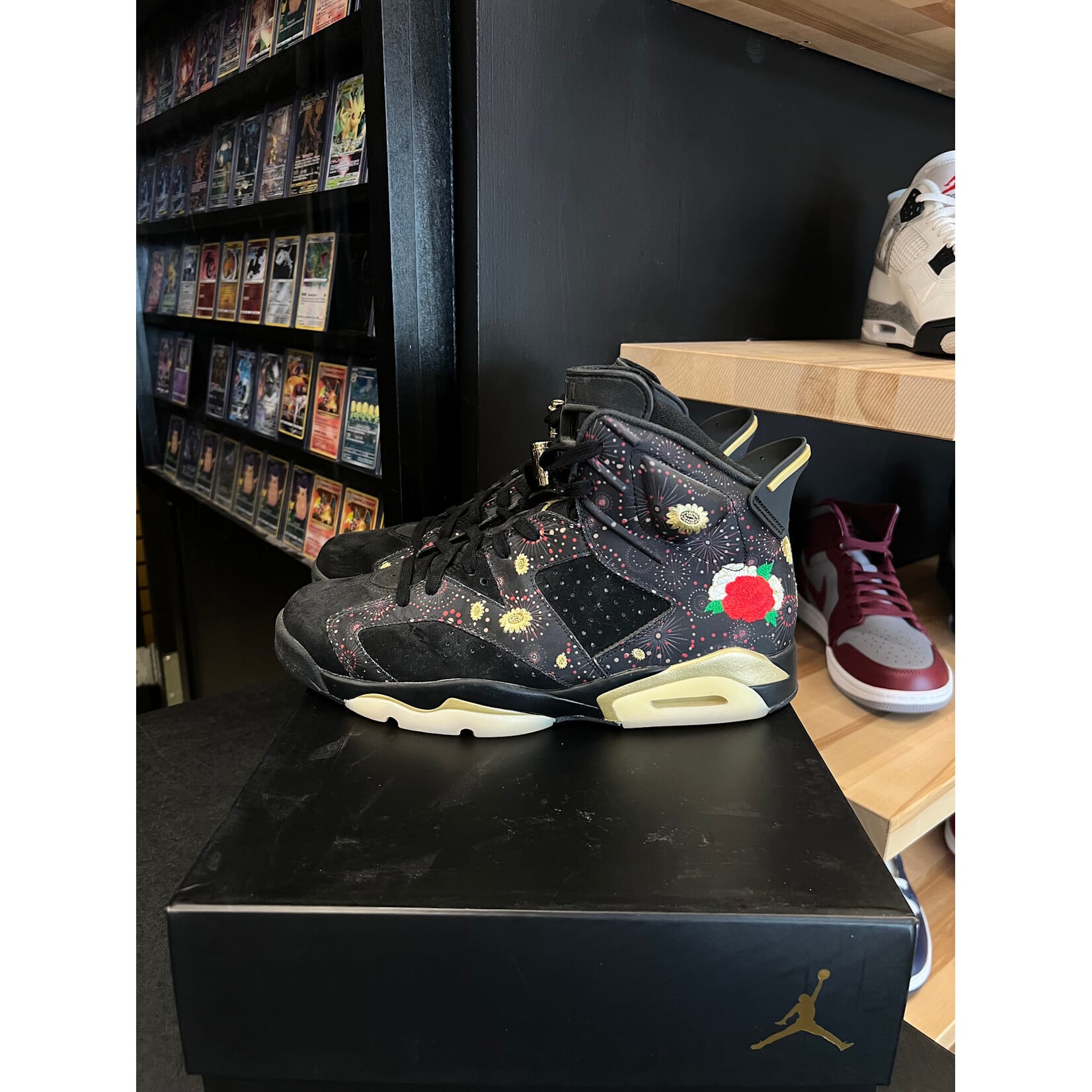 Jordan Jordan 6 Retro Chinese New Year (2018) Size 11, PREOWNED