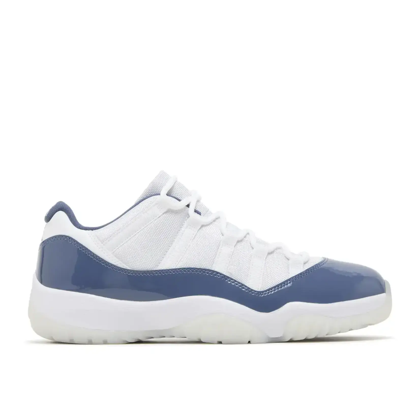 Jordan Jordan 11 Retro Low Diffused Blue Size 9.5, DS BRAND NEW*
