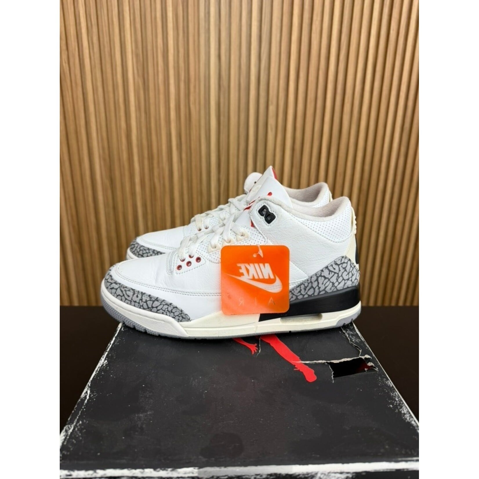 Jordan Jordan 3 Retro White Cement Reimagined Size 8.5, PREOWNED