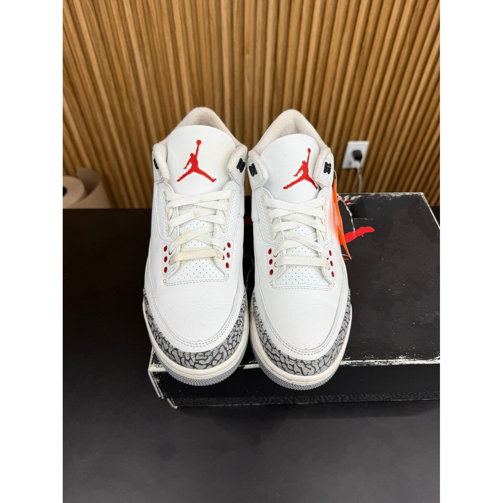 Jordan Jordan 3 Retro White Cement Reimagined Size 8.5, PREOWNED