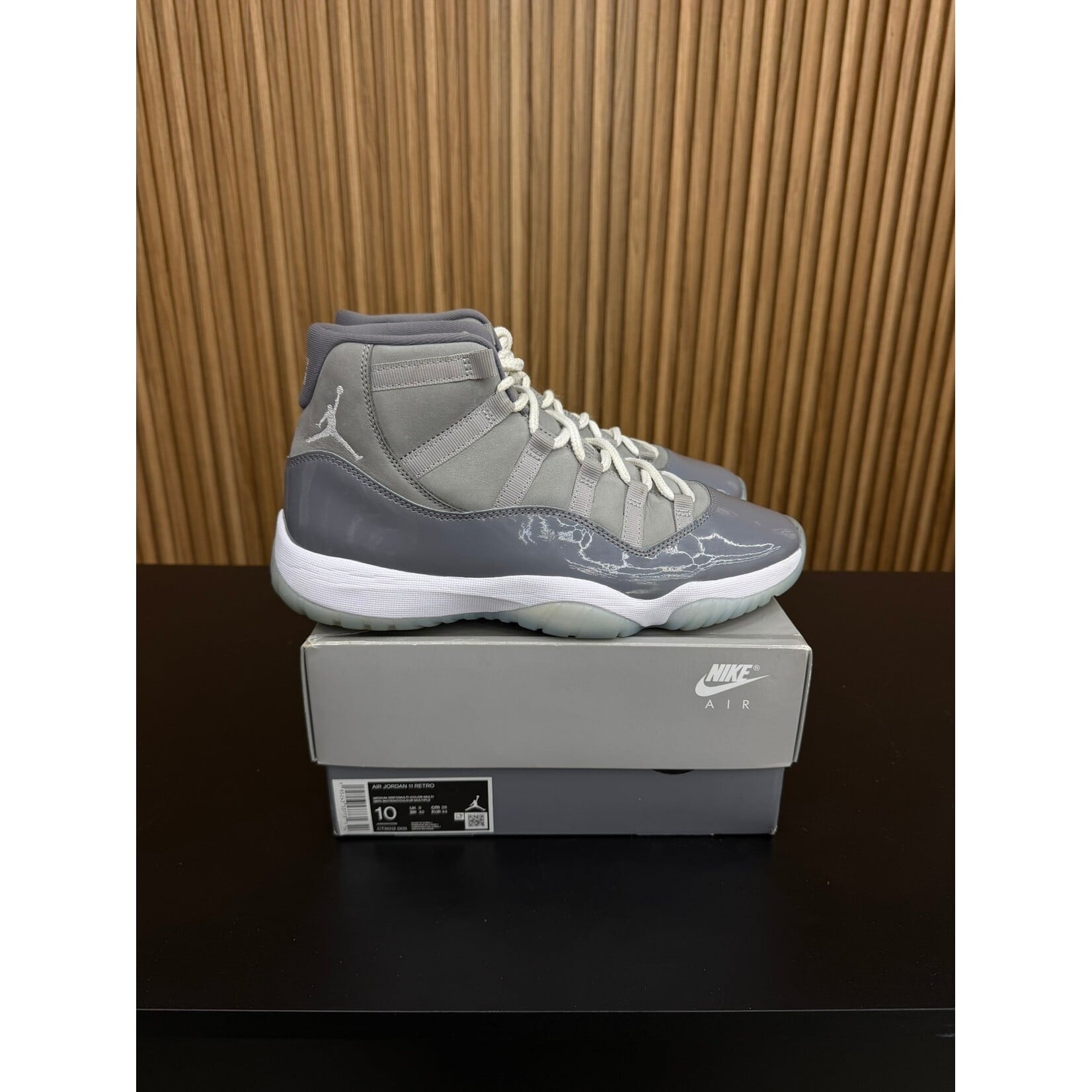 Jordan Jordan 11 Retro Cool Grey (2021) Size 10, PREOWNED