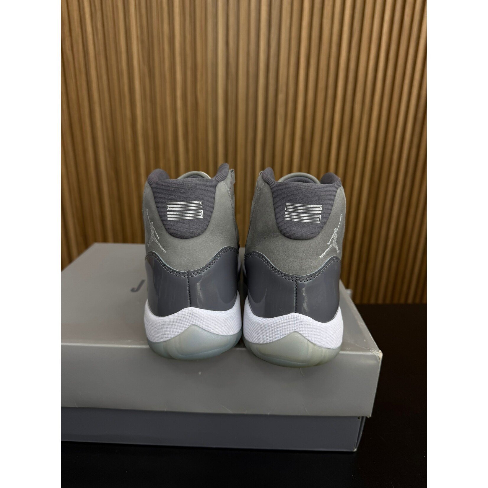 Jordan Jordan 11 Retro Cool Grey (2021) Size 10, PREOWNED