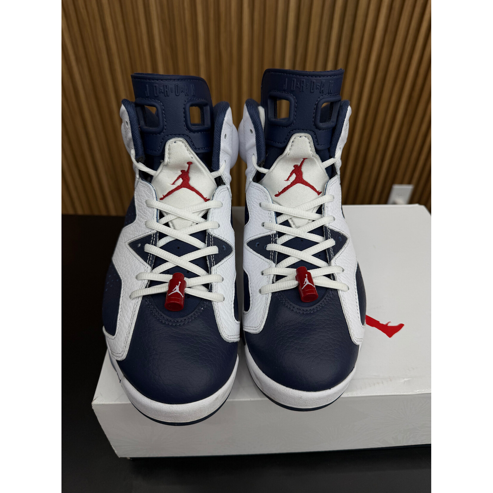 Jordan Jordan 6 Retro Olympic (2024) Size 9.5, PREOWNED