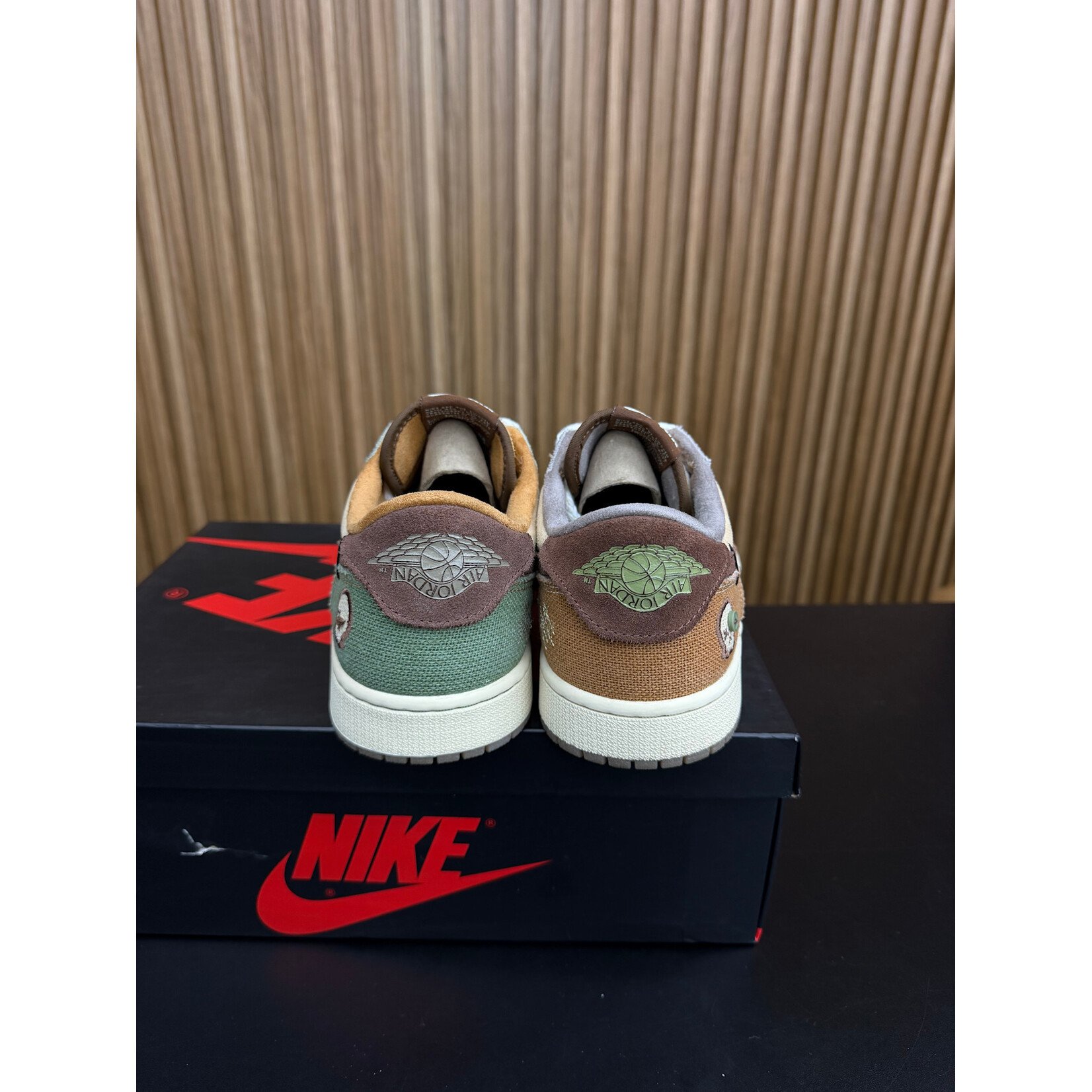 Jordan Jordan 1 Retro Low OG Zion Williamson Voodoo Size 10, PREOWNED