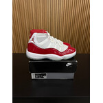 Jordan Jordan 11 Retro Cherry (2022) Size 10, PREOWNED