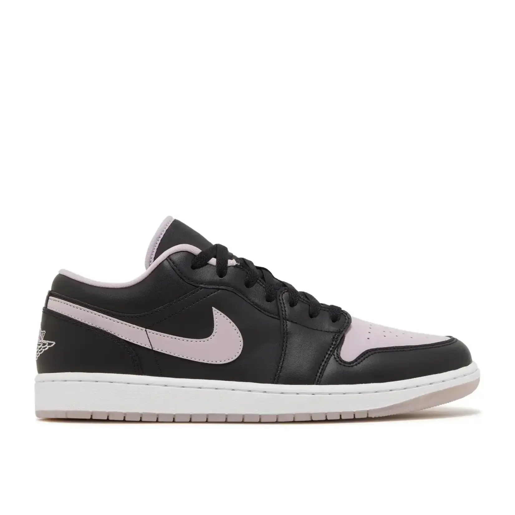 Jordan Jordan 1 Low SE Black Iced Lilac Size 11.5, DS BRAND NEW DAMAGED LID
