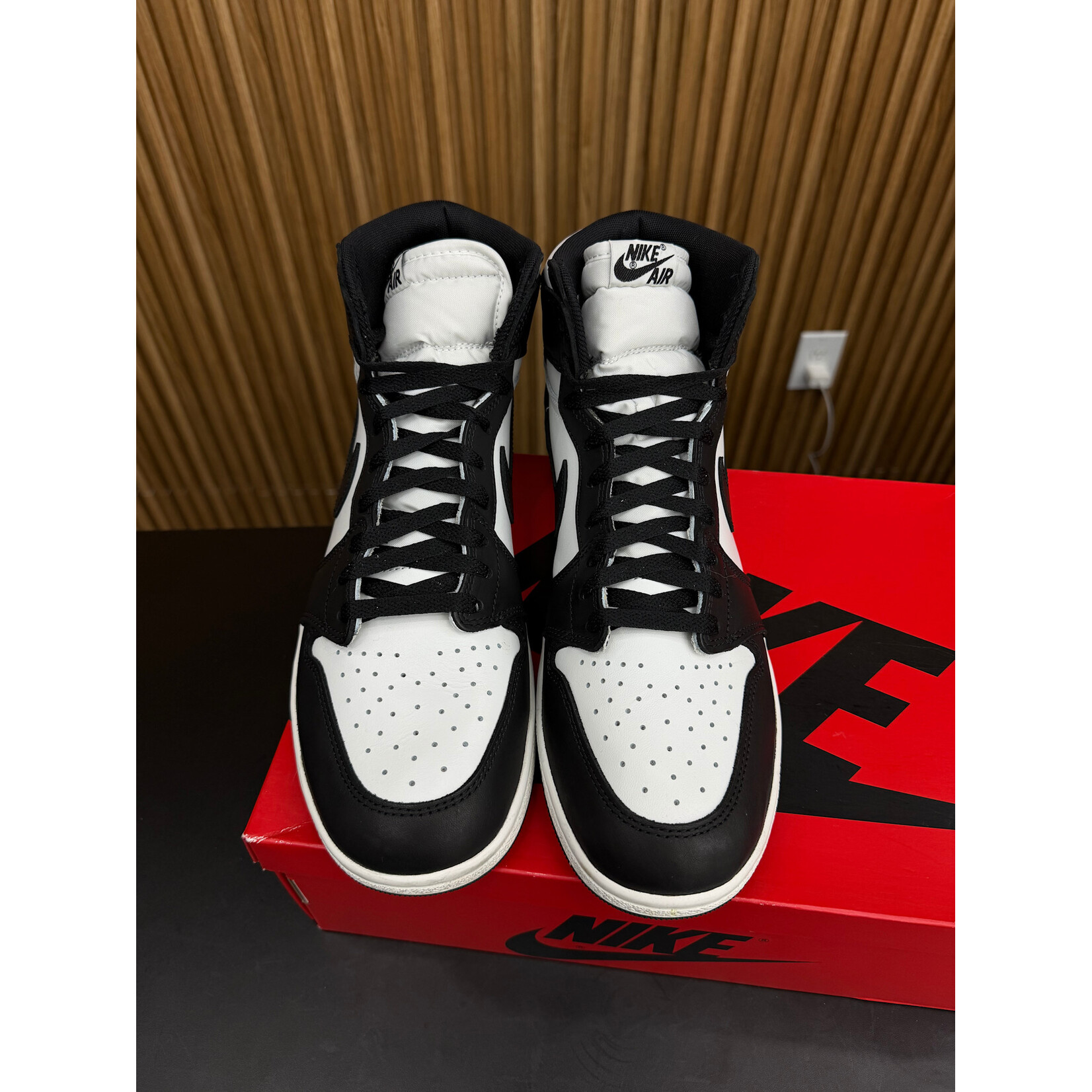 Jordan Jordan 1 Retro High '85 Black White (2023) Size 11.5, PREOWNED