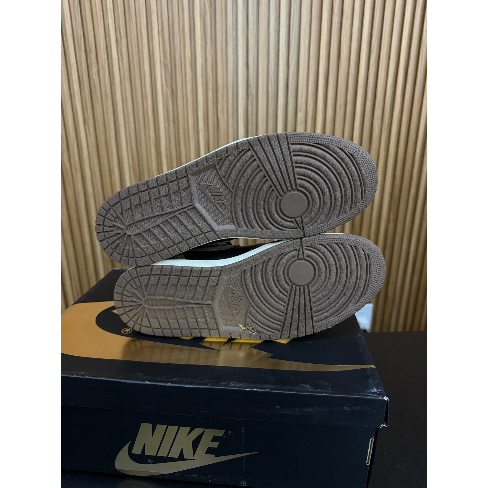 Jordan Jordan 1 Retro High OG Palomino Size 11.5, PREOWNED