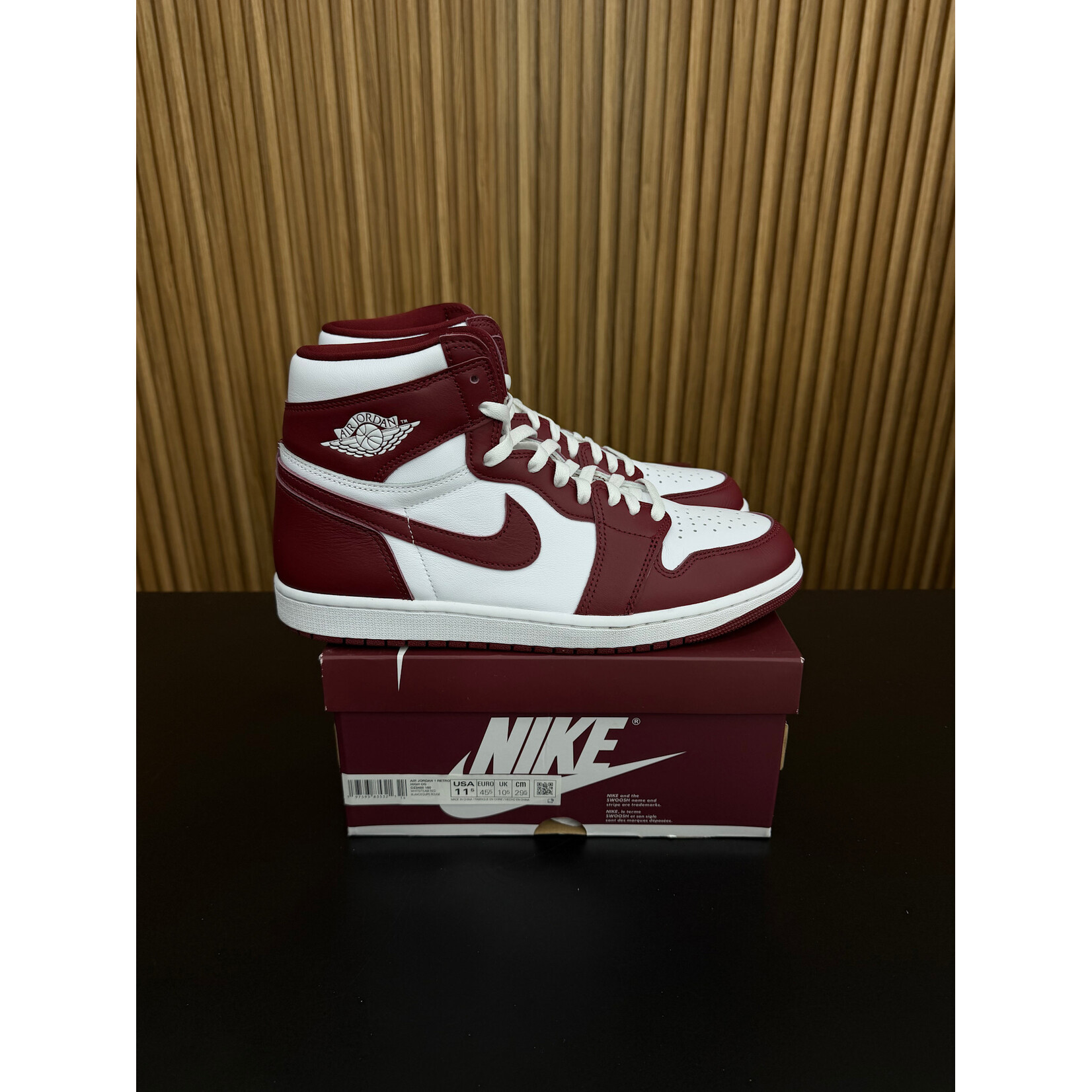 Jordan Jordan 1 Retro High OG Artisanal Team Red Size 11.5, PREOWNED
