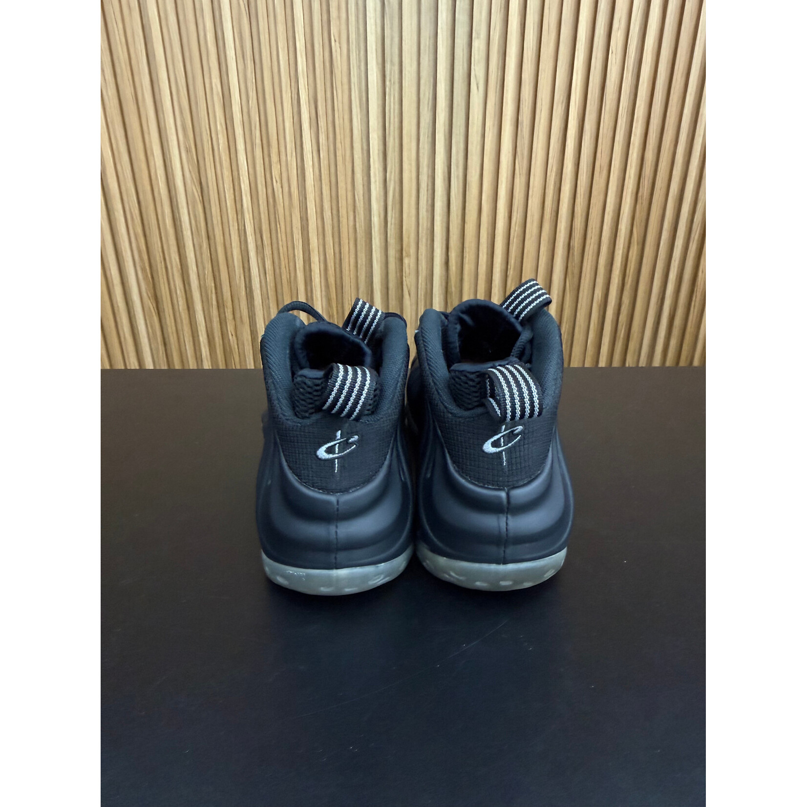 Nike Nike Air Foamposite One Stealth Size 10, PREOWNED NO BOX