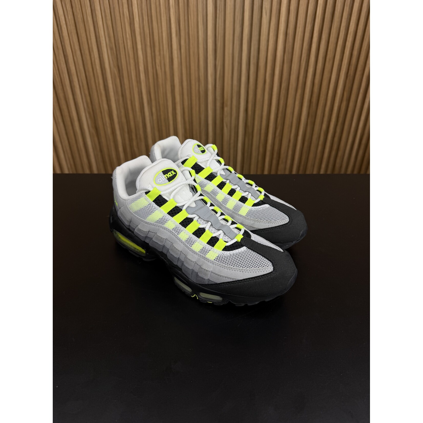 Nike Nike Air Max 95 OG Neon (2008/2010) Size 10, PREOWNED NO BOX