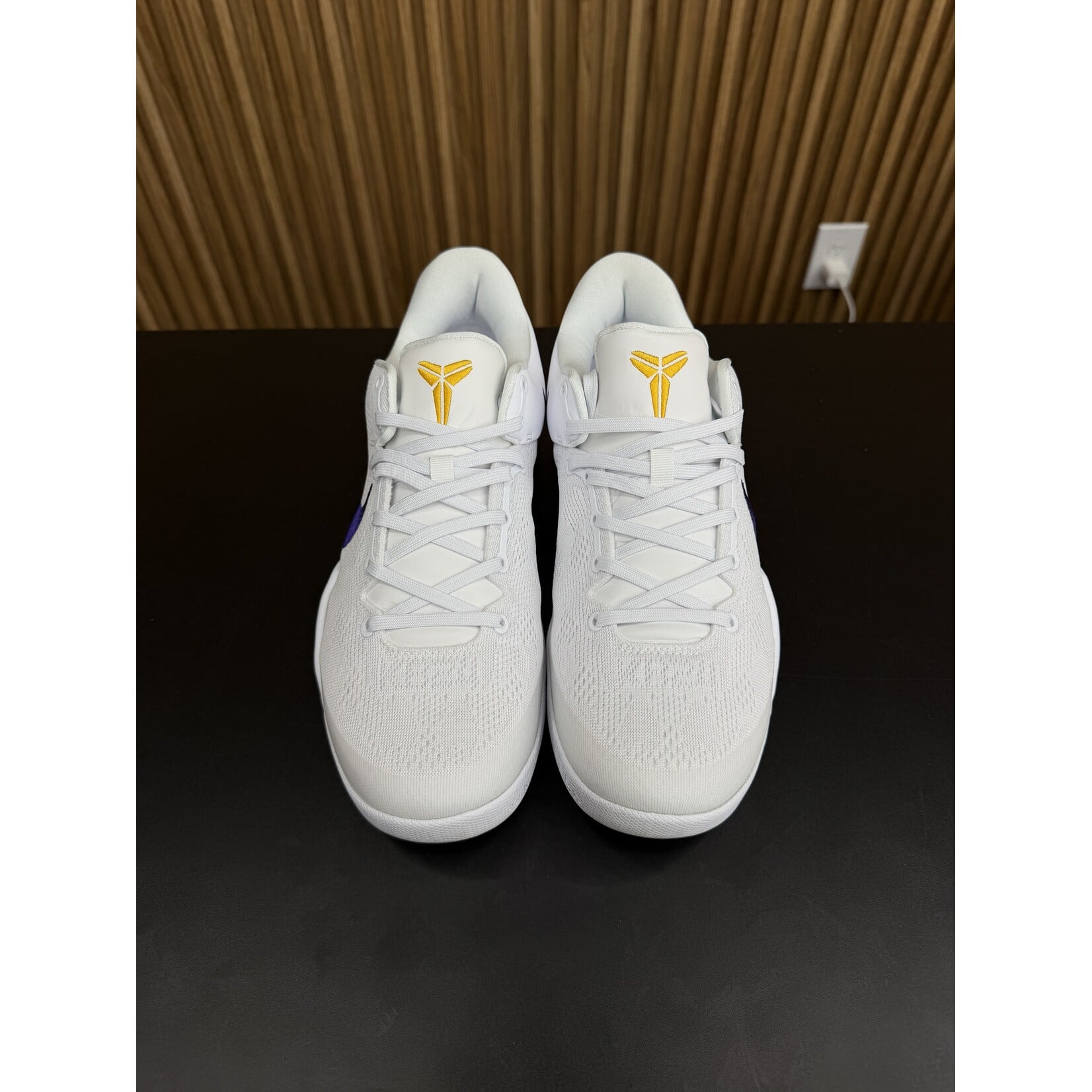 Kobe Kobe 8 Home Lakers Size 10, PREOWNED NO BOX
