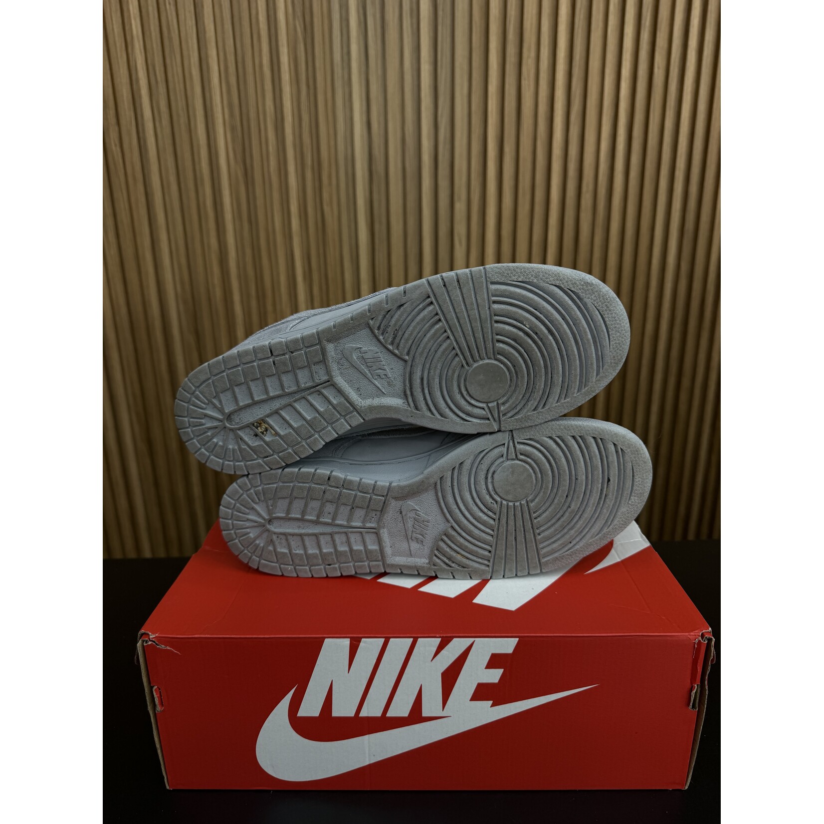 Nike Nike Dunk Low SE Wolf Grey Size 10.5, PREOWNED