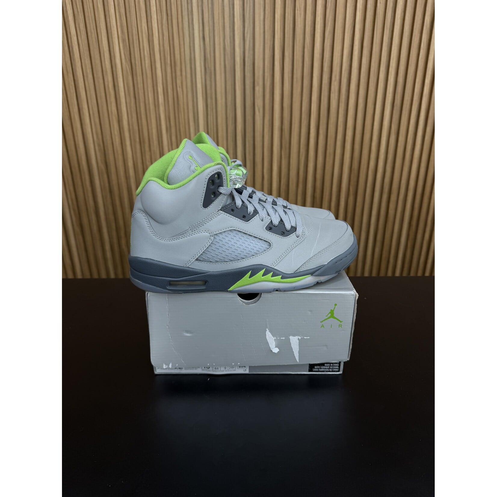 Jordan Jordan 5 Retro Green Bean (2022) Size 10, PREOWNED
