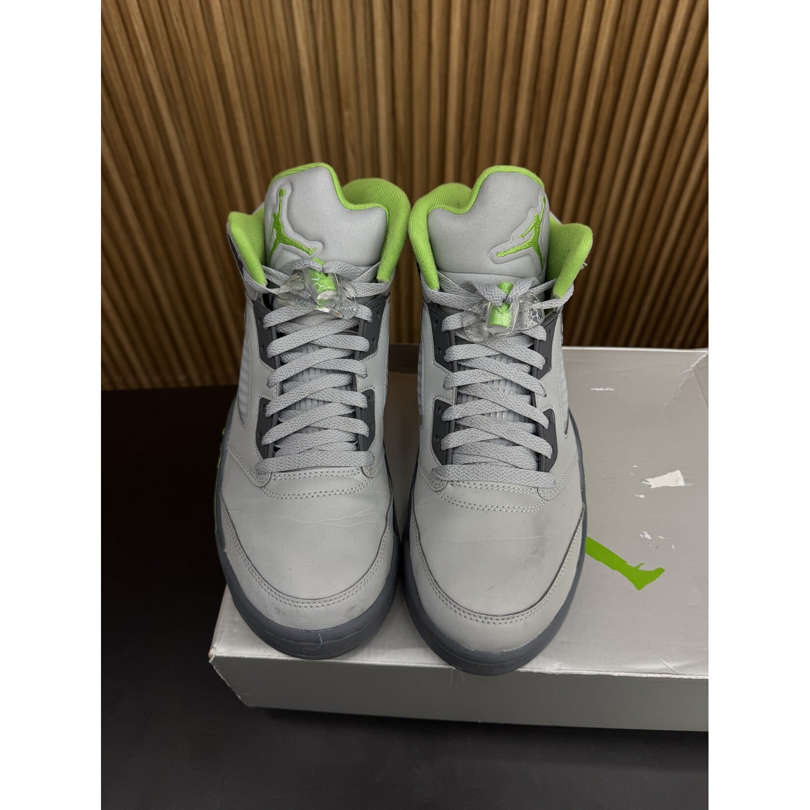 Jordan Jordan 5 Retro Green Bean (2022) Size 10, PREOWNED