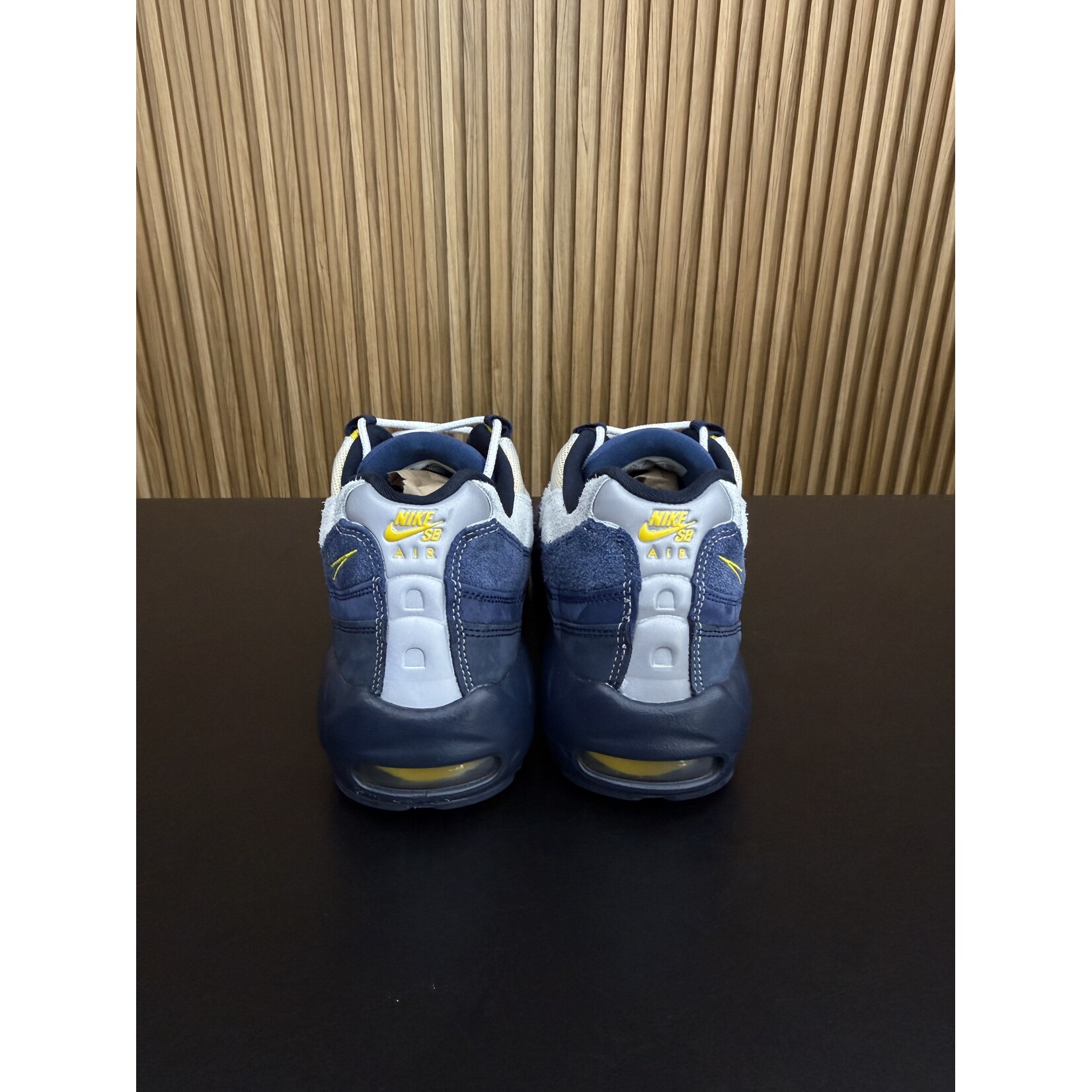 Nike Nike Air Max 95 SB Eric Koston Obsidian Speed Yellow Size 10.5, PREOWNED NO BOX