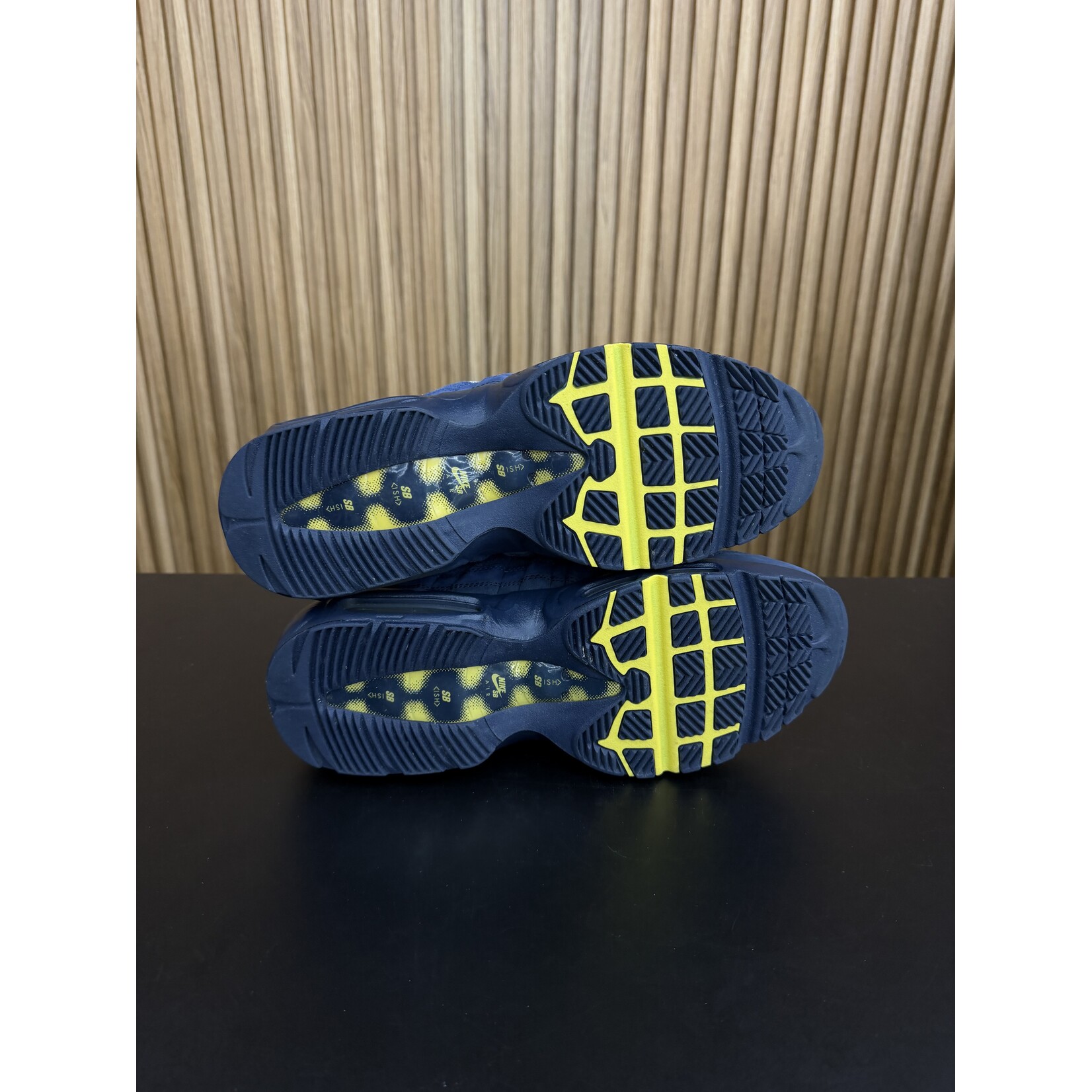 Nike Nike Air Max 95 SB Eric Koston Obsidian Speed Yellow Size 10.5, PREOWNED NO BOX