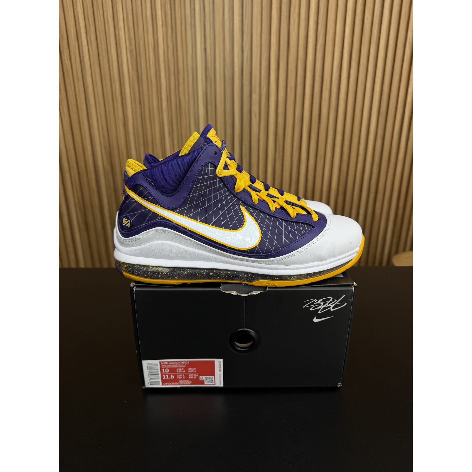 Nike Nike LeBron 7 Media Day Size 10, PREOWNED