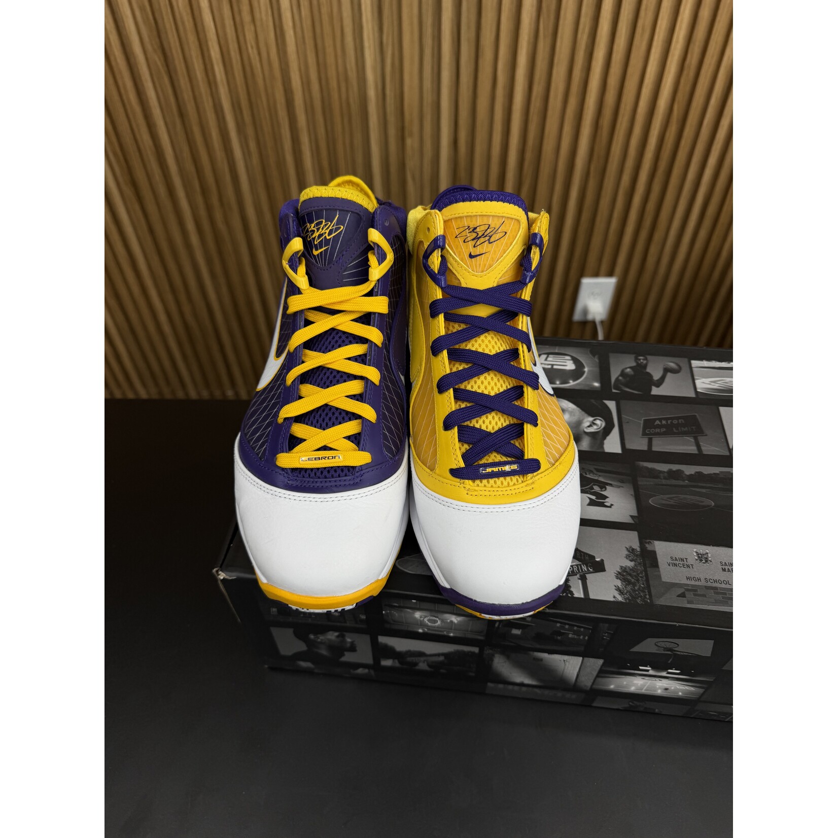 Nike Nike LeBron 7 Media Day Size 10, PREOWNED