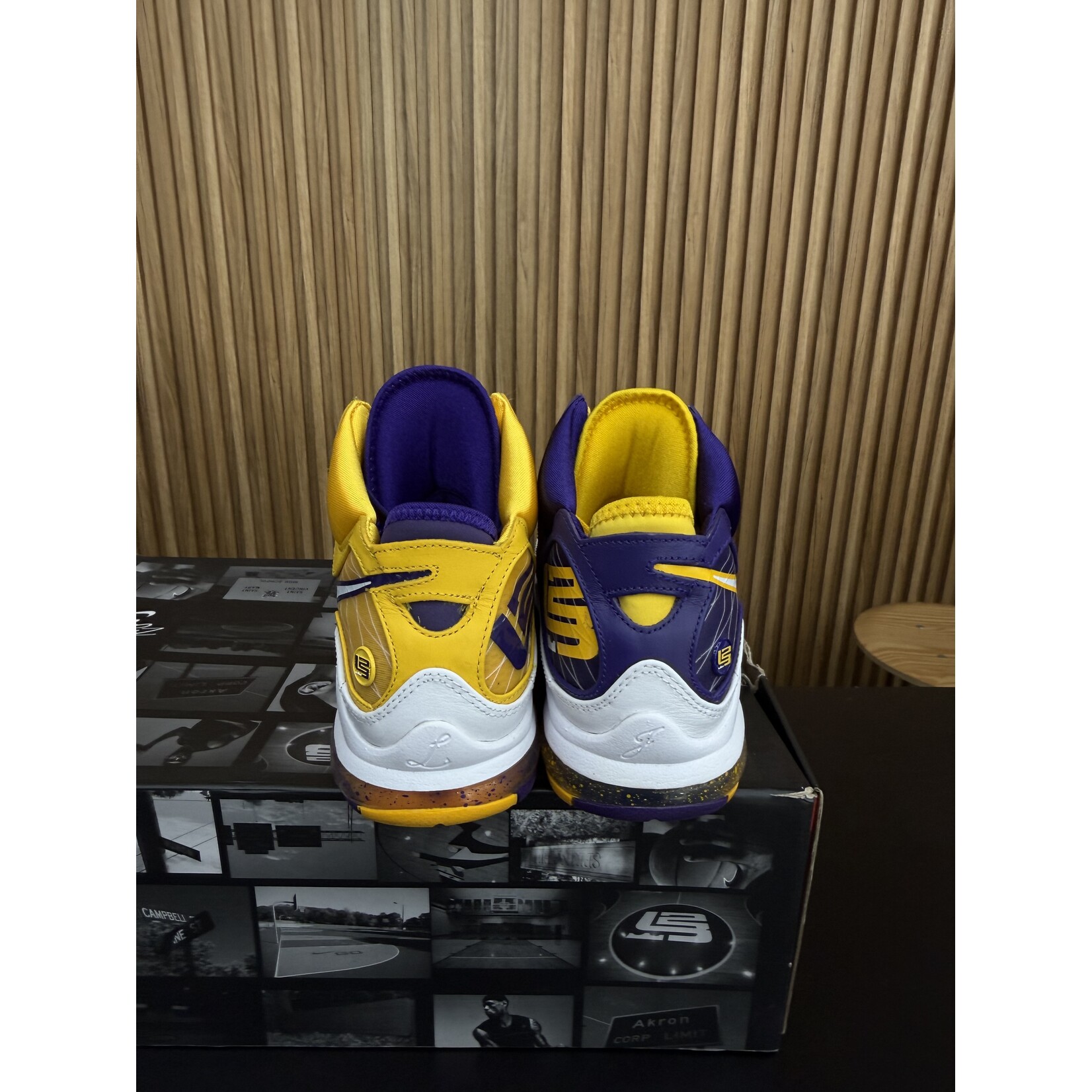 Nike Nike LeBron 7 Media Day Size 10, PREOWNED