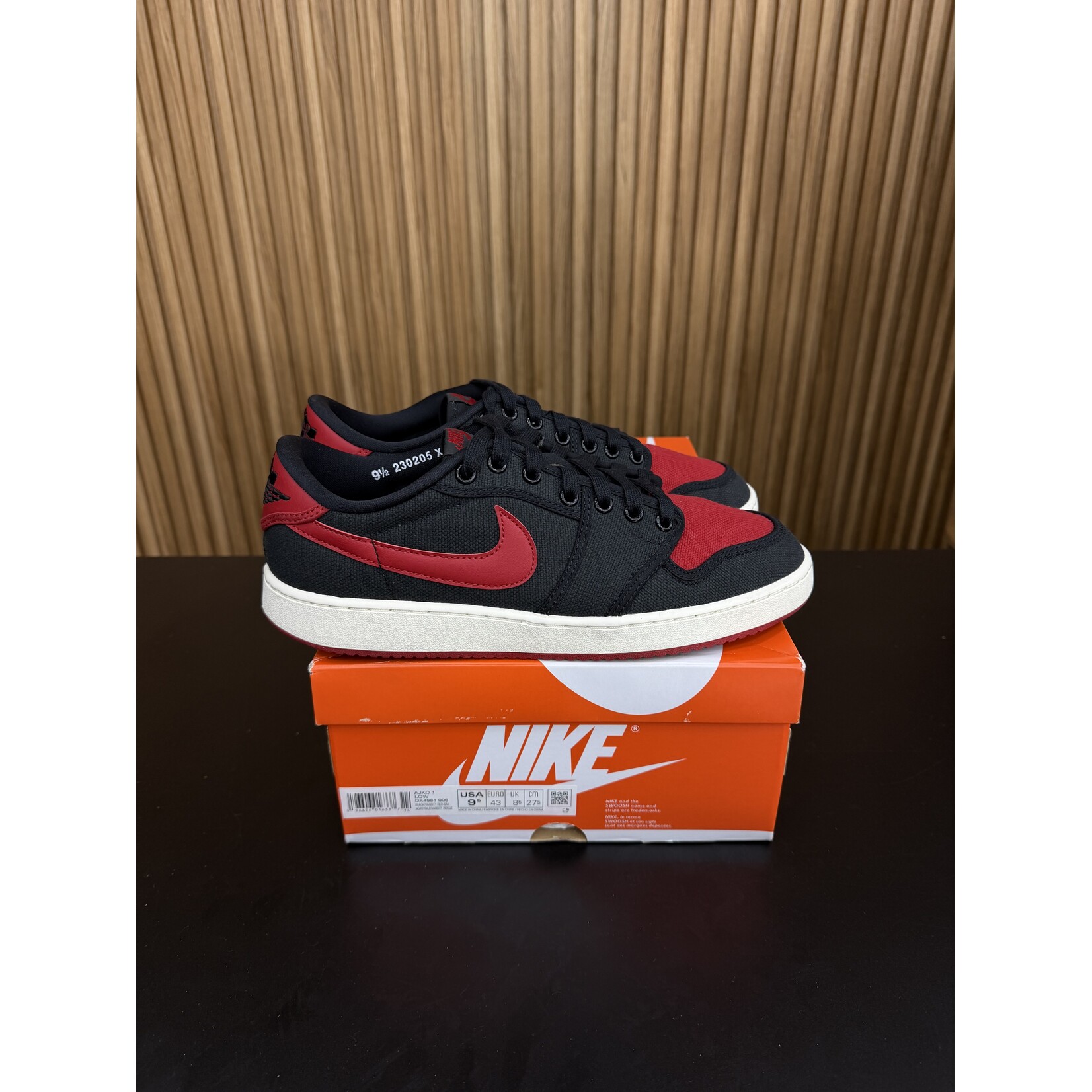 Jordan Jordan 1 Retro AJKO Low Bred Size 9.5, PREOWNED
