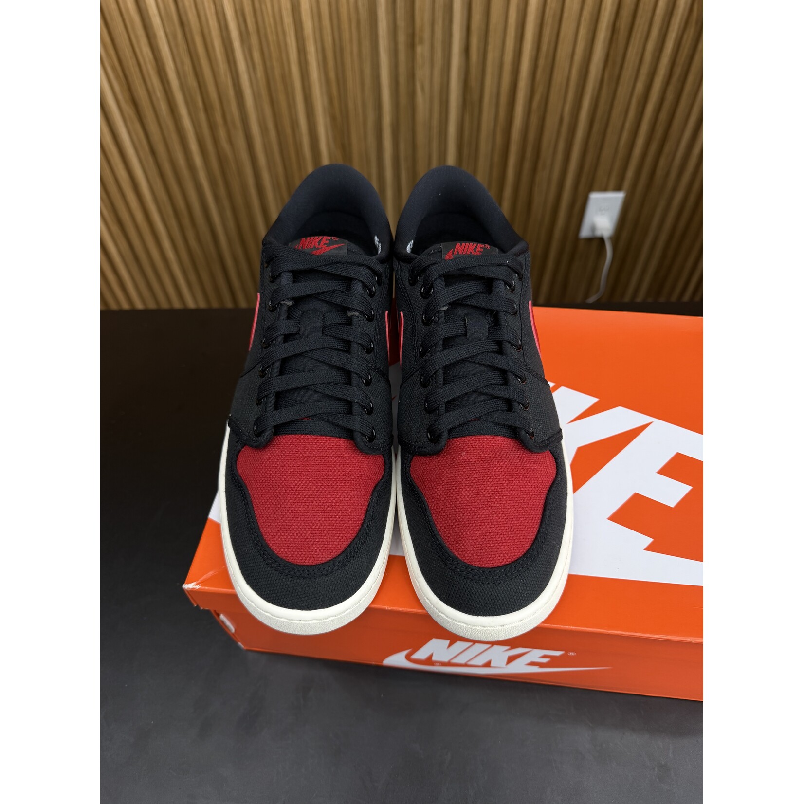 Jordan Jordan 1 Retro AJKO Low Bred Size 9.5, PREOWNED