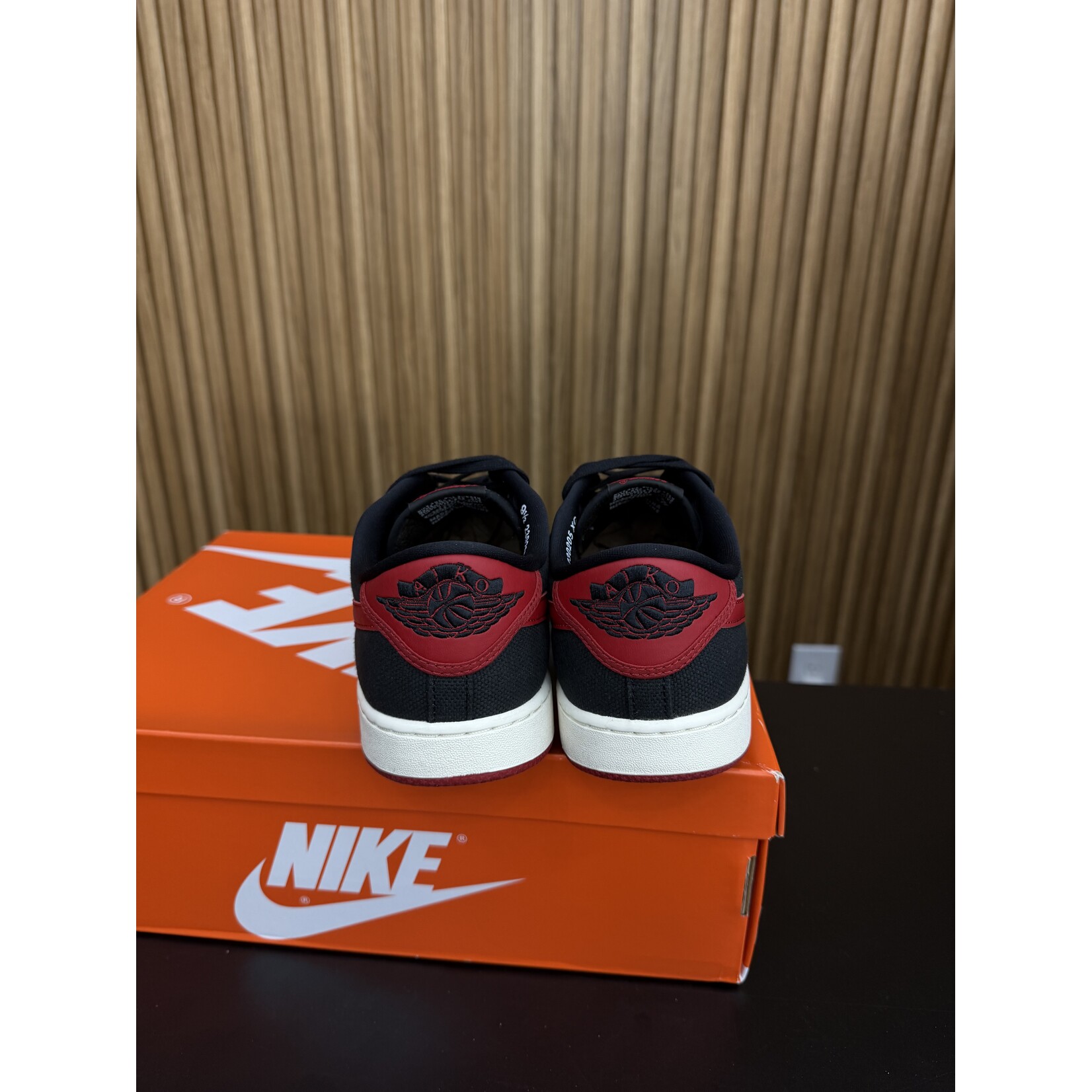 Jordan Jordan 1 Retro AJKO Low Bred Size 9.5, PREOWNED
