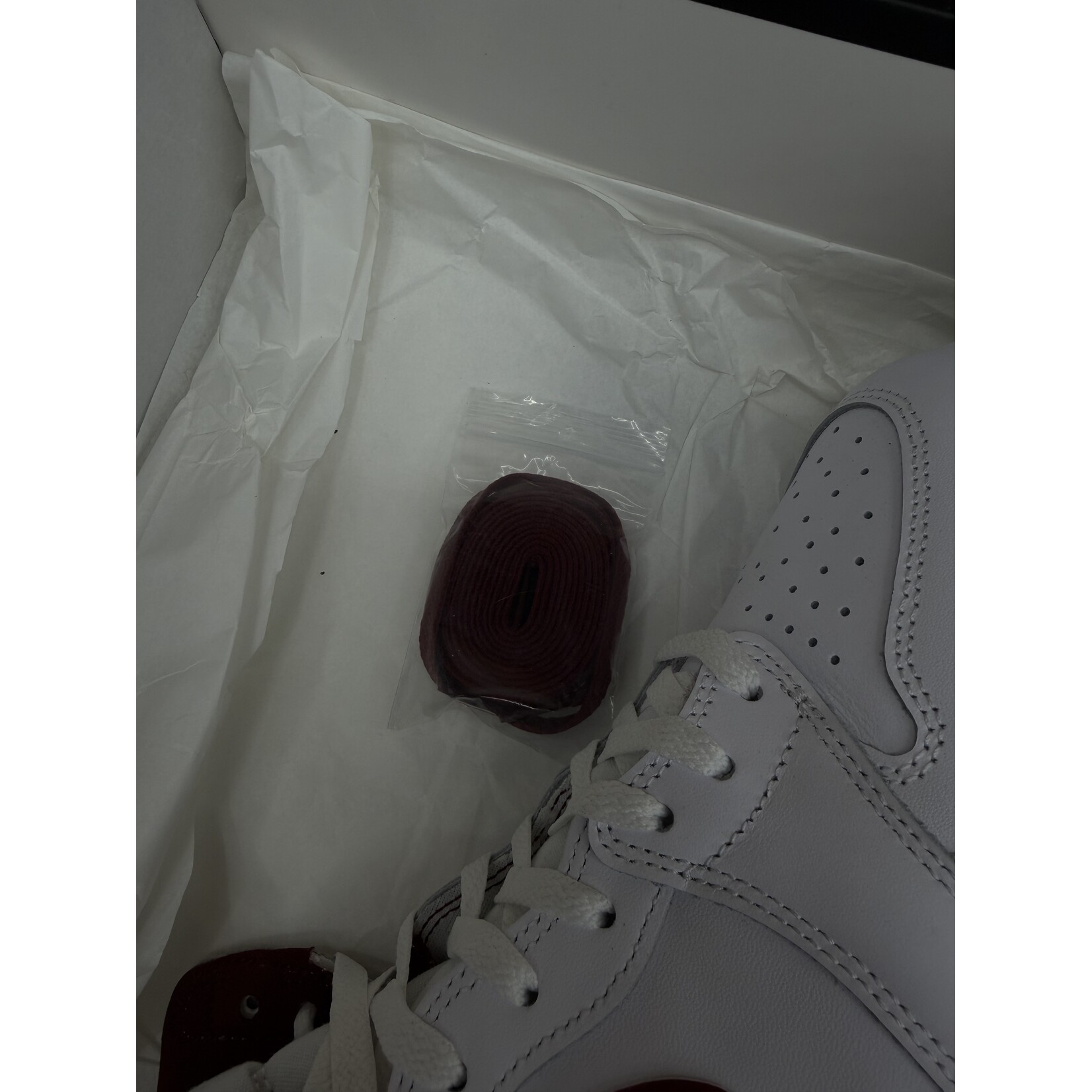 Jordan Jordan 1 Retro High '85 OG Metallic Burgundy Size 12, PREOWNED