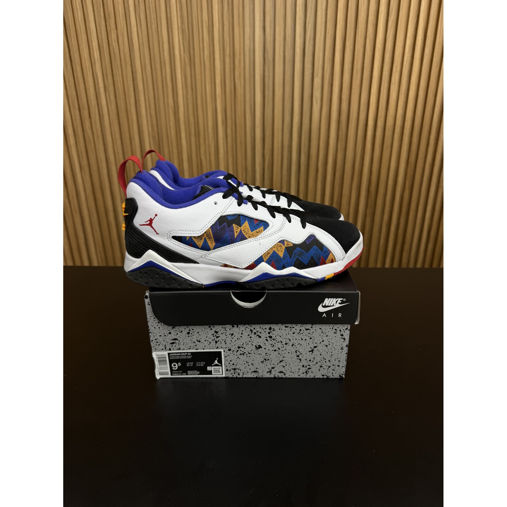 Jordan Jordan MVP 92 Nothing But Net Size 9.5, PREOWNED