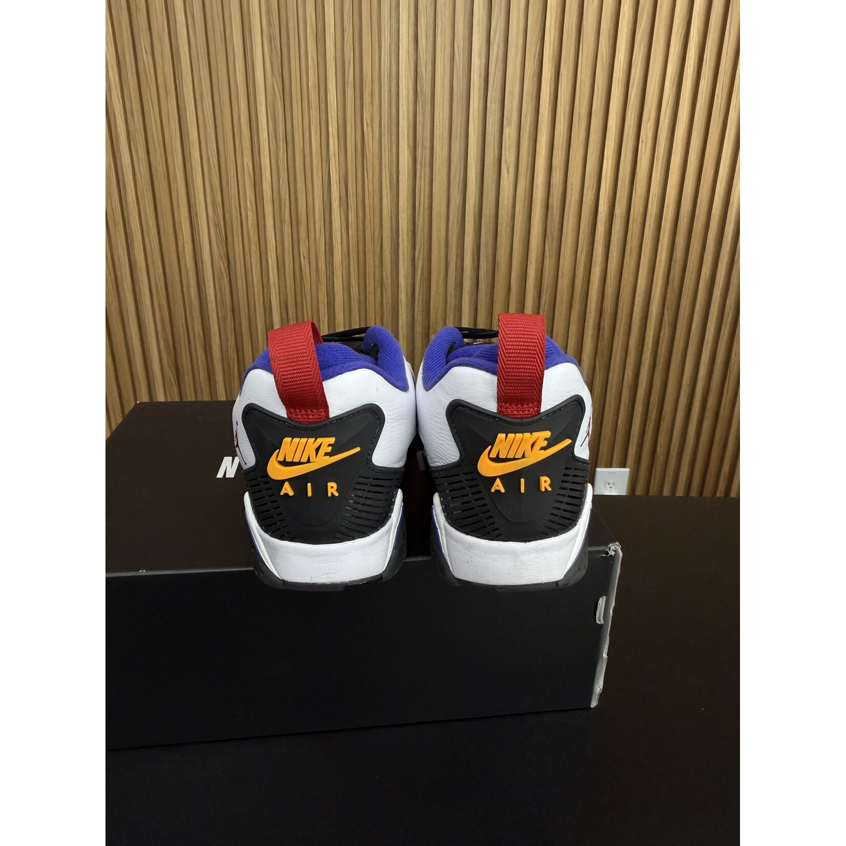 Jordan Jordan MVP 92 Nothing But Net Size 9.5, PREOWNED