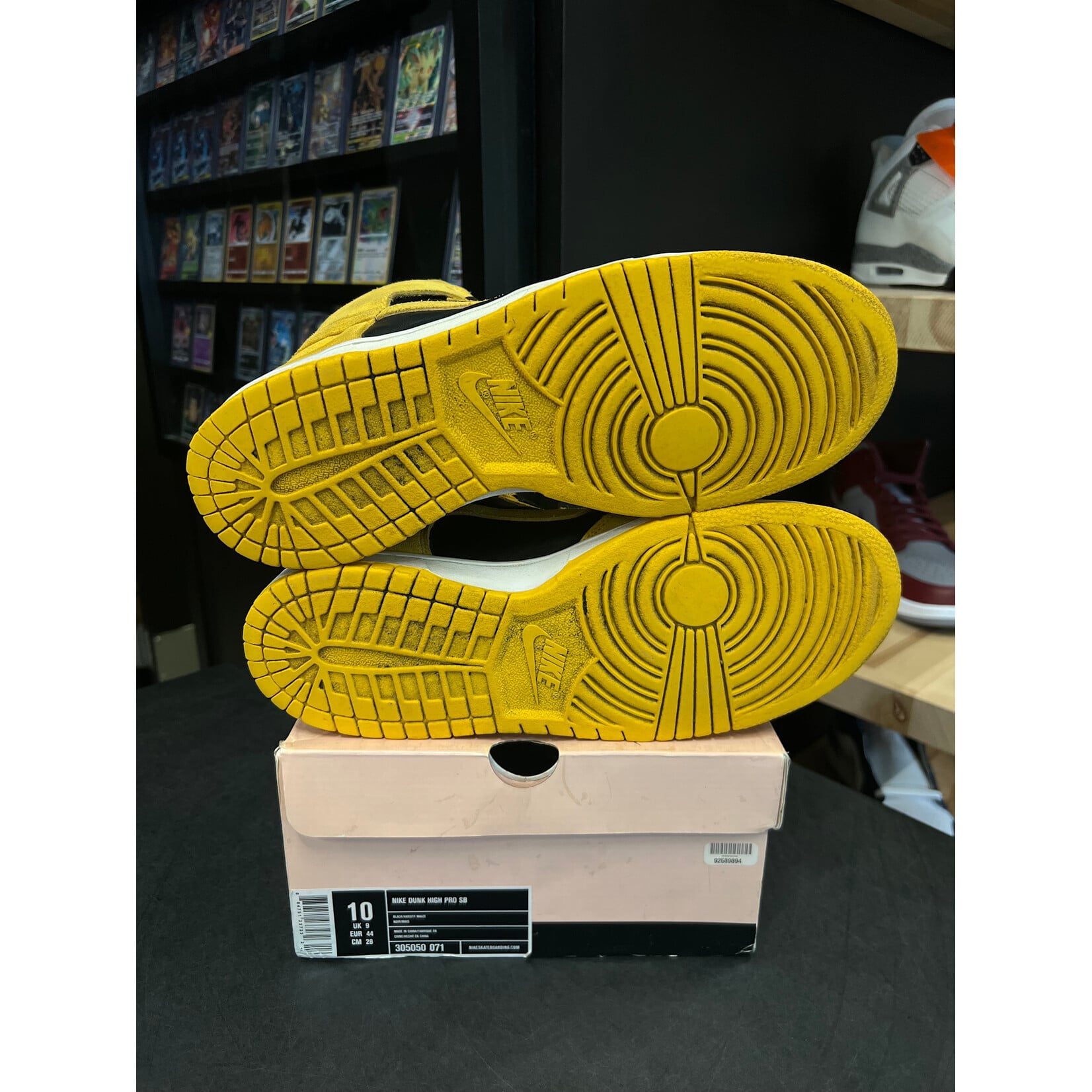 Nike Nike SB Dunk High Iowa Size 10, PREOWNED