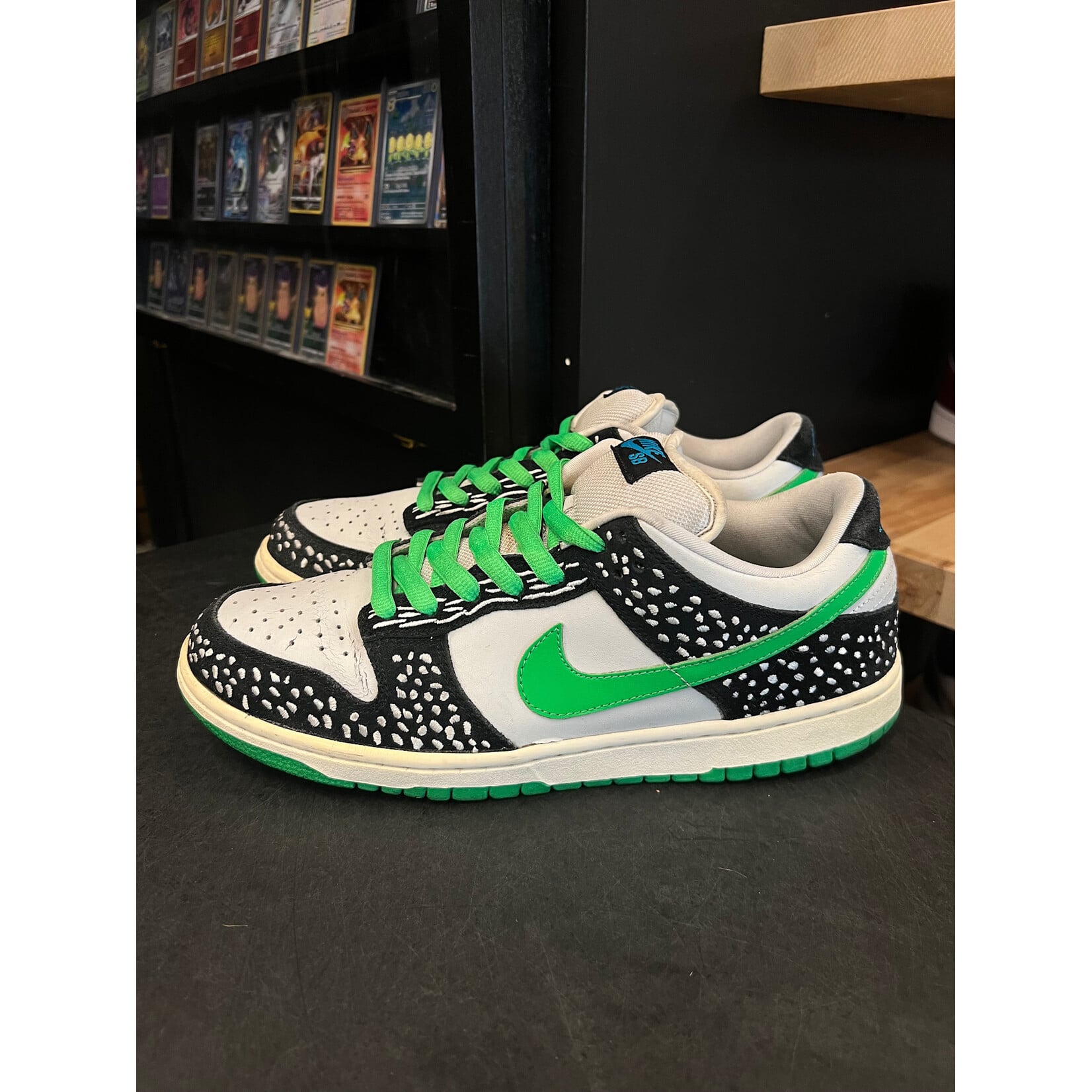 Nike Nike SB Dunk Low Loon Size 10.5, PREOWNED