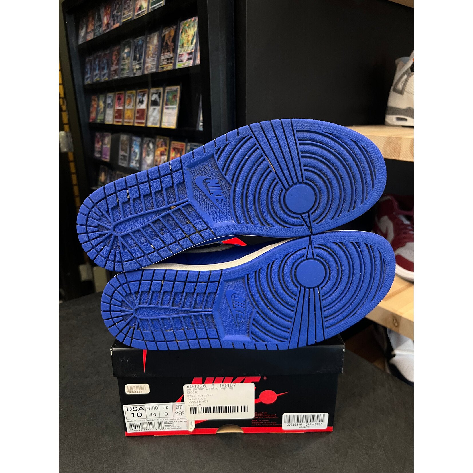 Jordan Jordan 1 Retro High Hyper Royal Size 10, PREOWNED