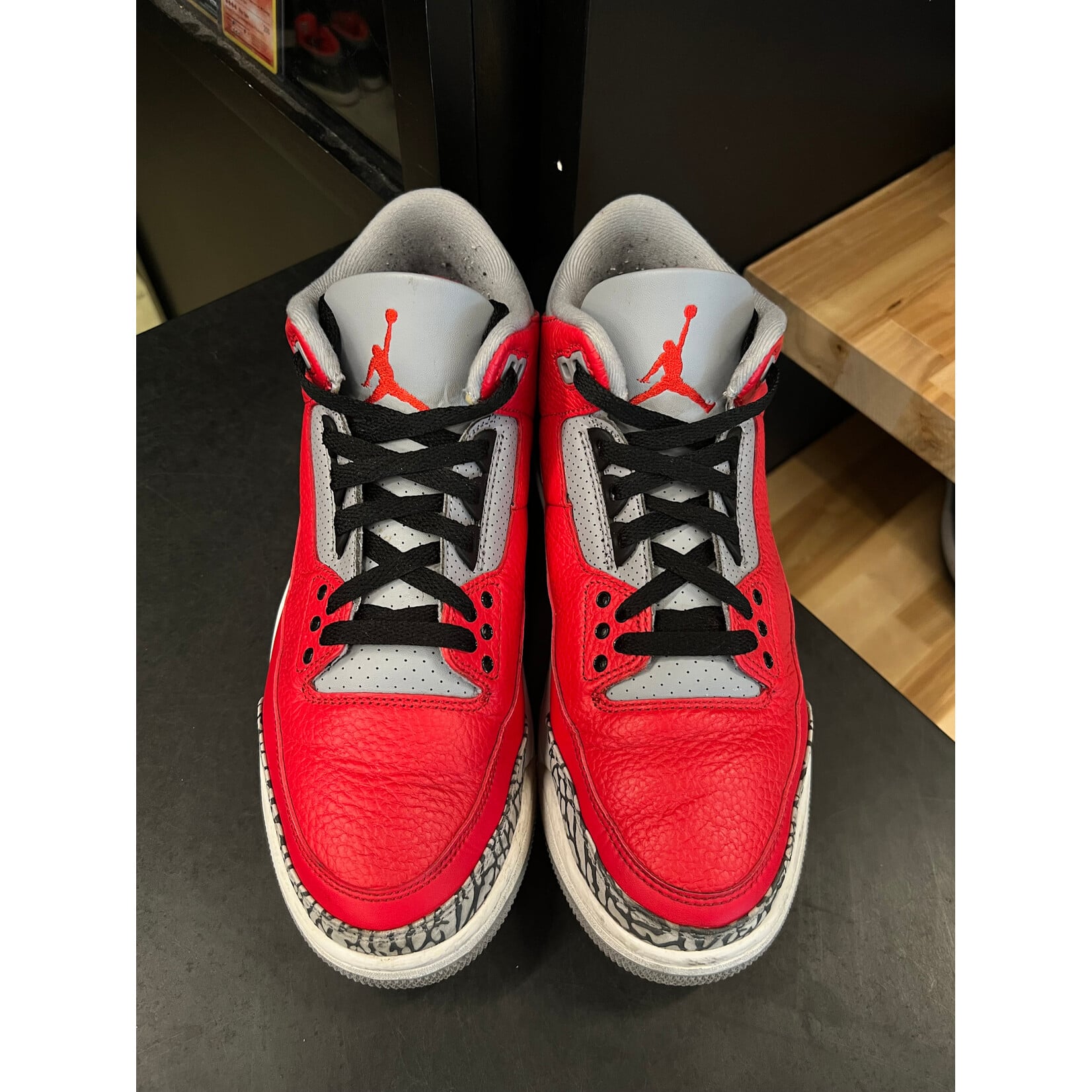 Jordan Jordan 3 Retro SE Unite Size 10, PREOWNED