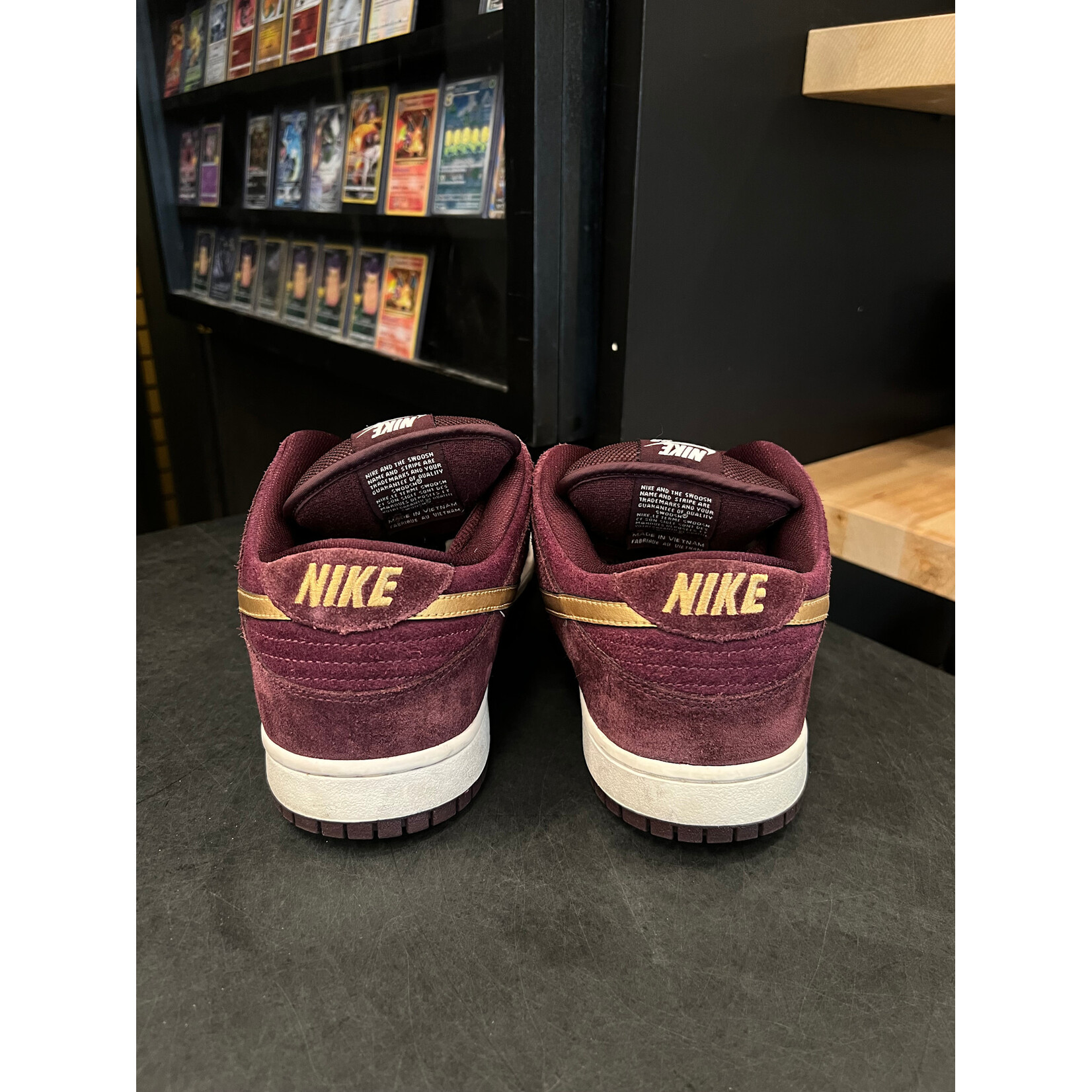 Nike Nike SB Dunk Low UK Passport Size 11, PREOWNED
