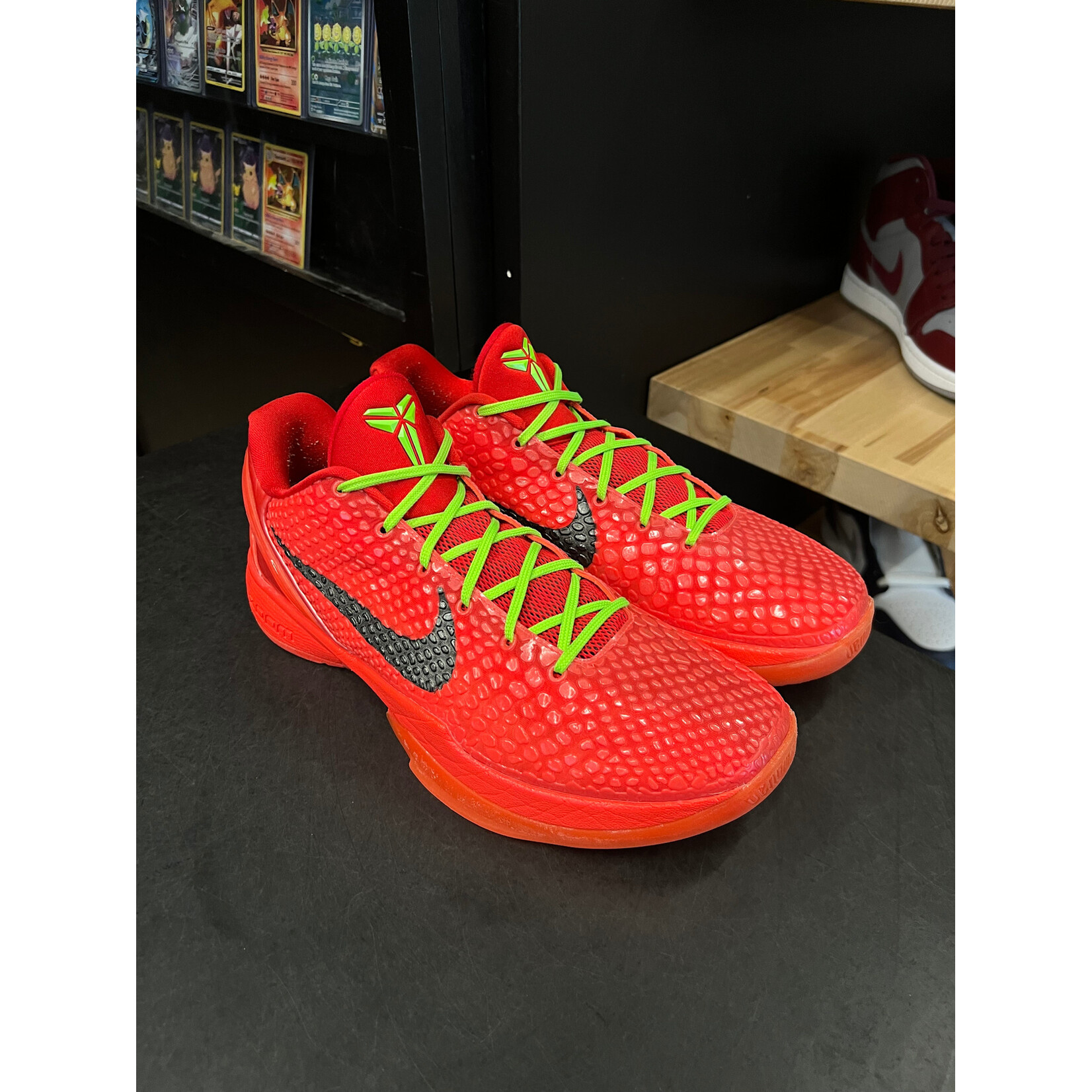 Nike Nike Kobe 6 Protro Reverse Grinch Size 10.5, PREOWNED